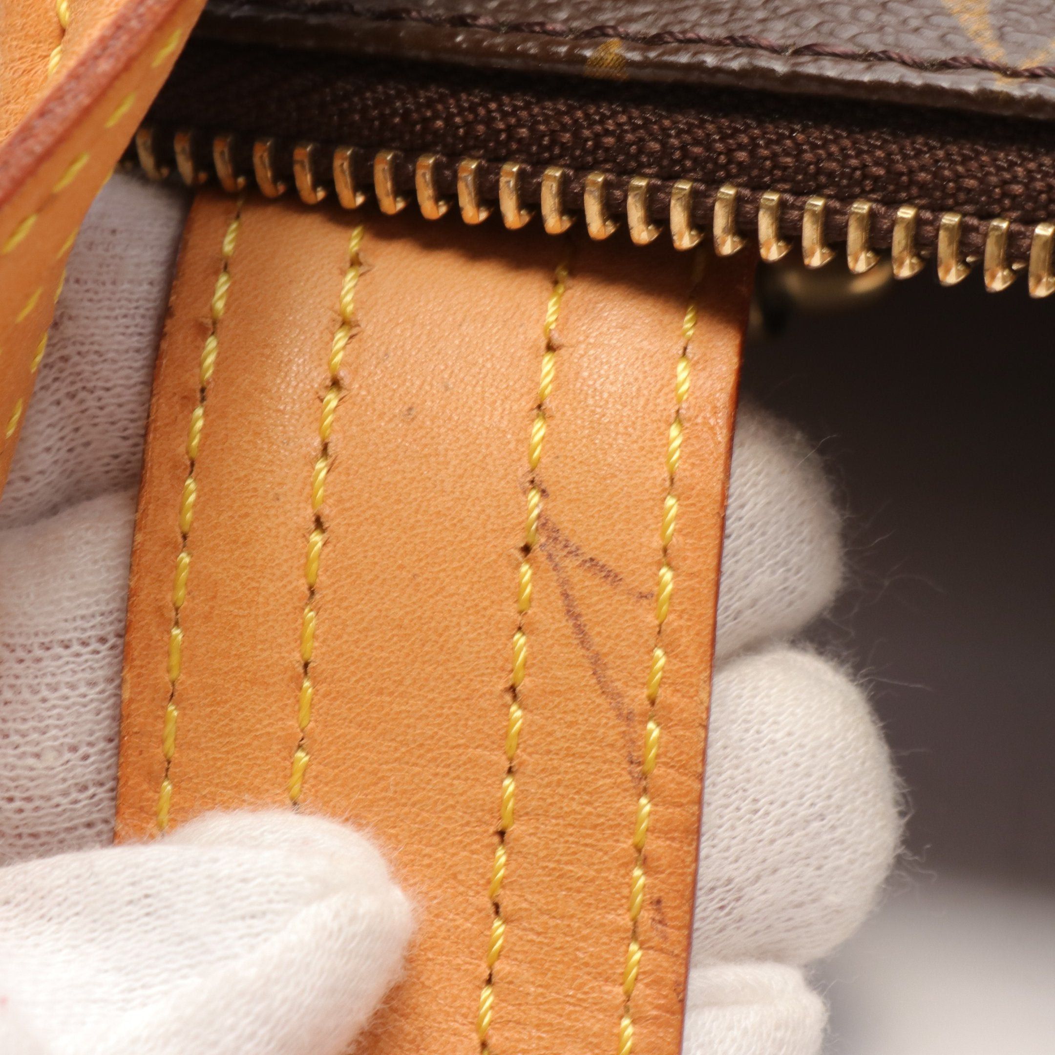 Louis Vuitton Louis Vuitton Multi-Priest Monogram Handbag Leather Brown Size ONE SIZE - 8 Thumbnail
