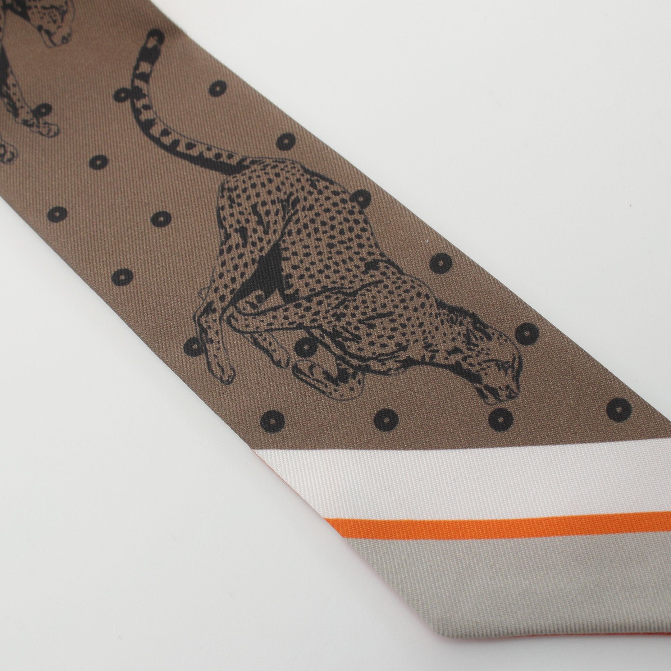 Hermes Hermes Twilly Guepards Bandana Ribbon Scarf Silk White Multicolor Size ONE SIZE - 7 Thumbnail