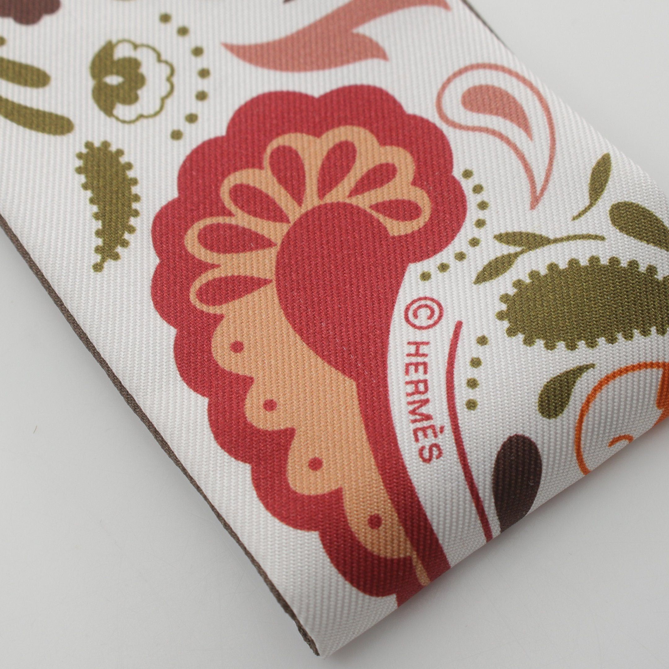 Hermes Hermes Twilly Guepards Bandana Ribbon Scarf Silk White Multicolor Size ONE SIZE - 6 Thumbnail