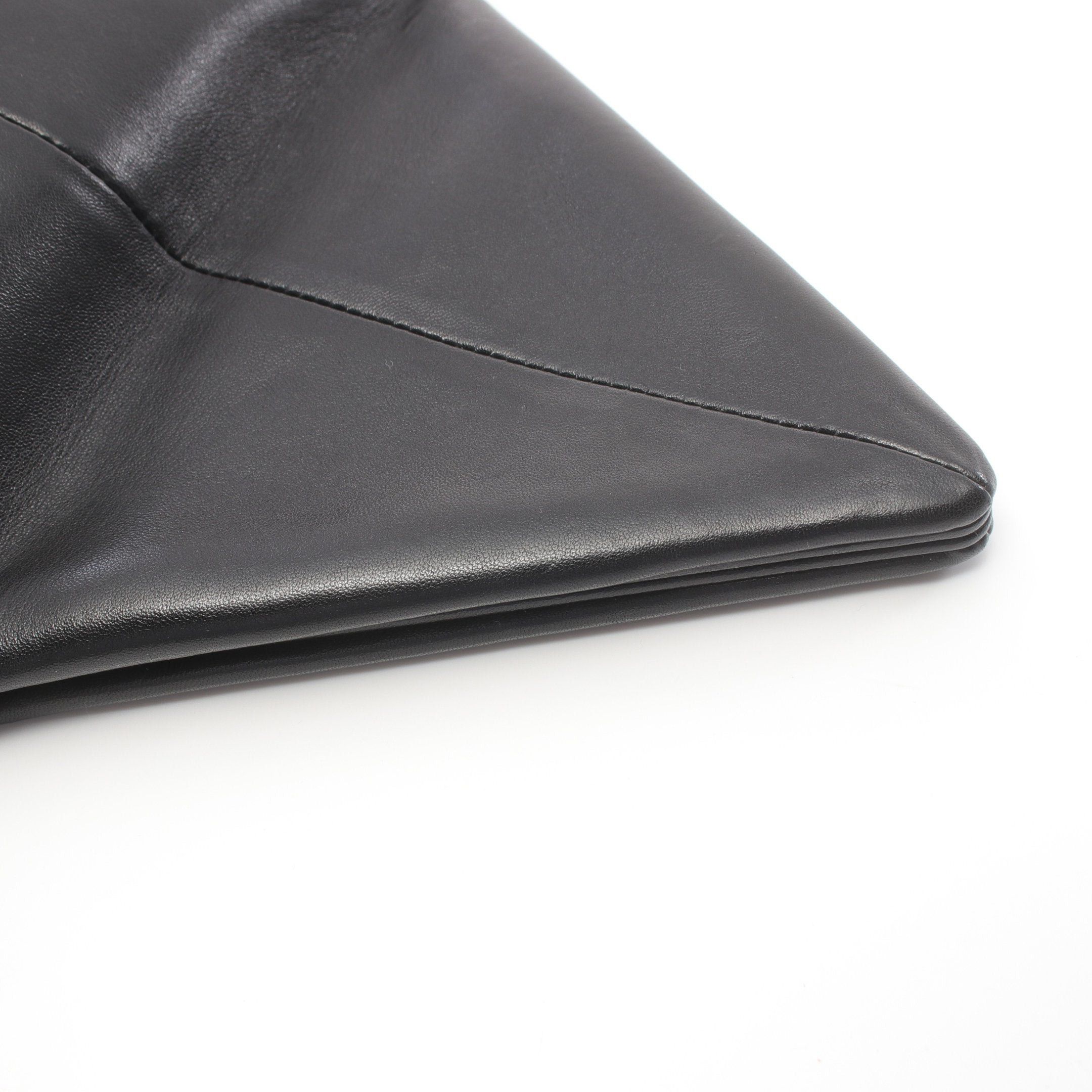 Bottega Veneta Bottega Veneta Triangle Flap Clutch Bag Leather Black Size ONE SIZE - 6 Thumbnail