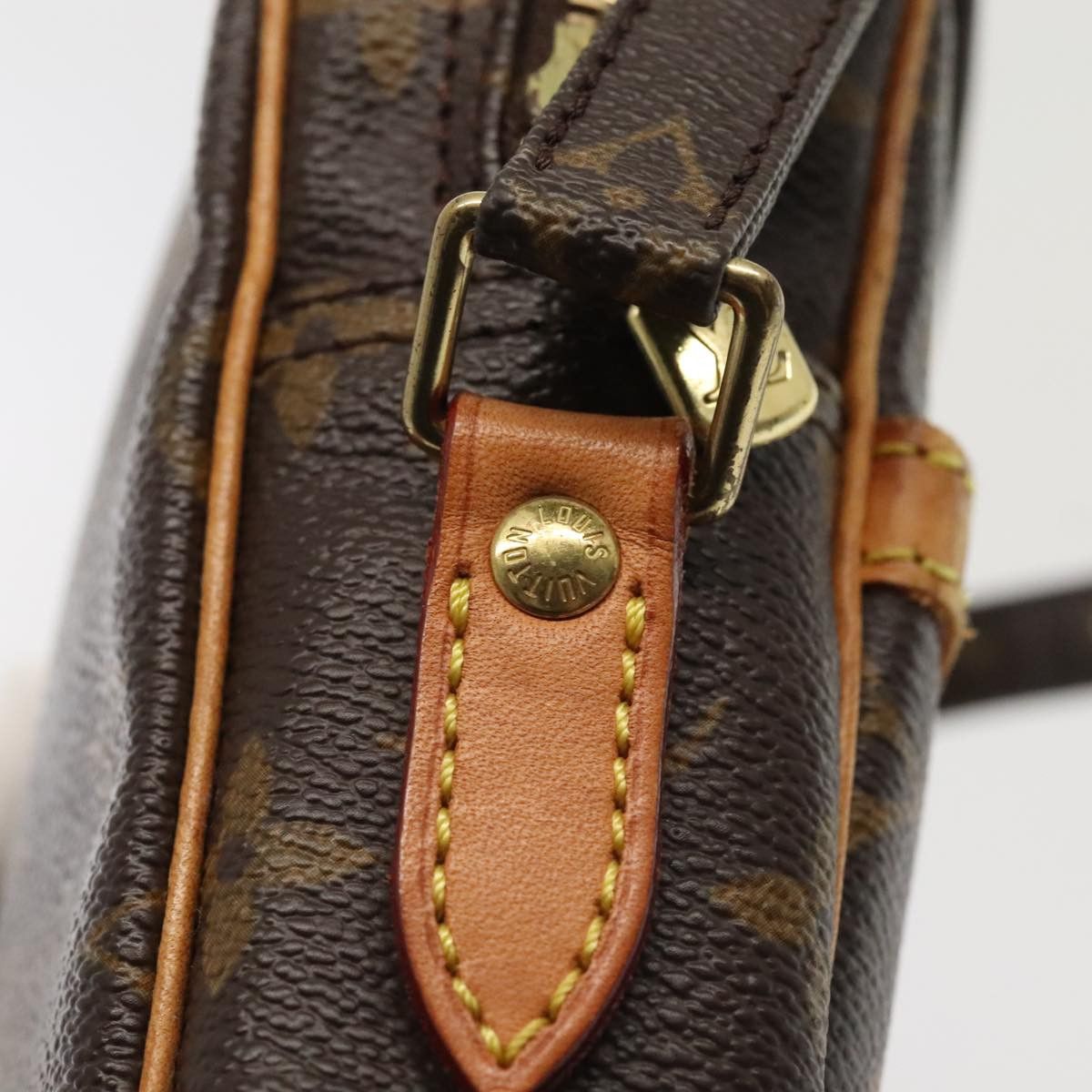 Louis Vuitton Danube Brown Canvas Shoulder Bag (Pre-Owned) Size ONE SIZE - 19 Thumbnail