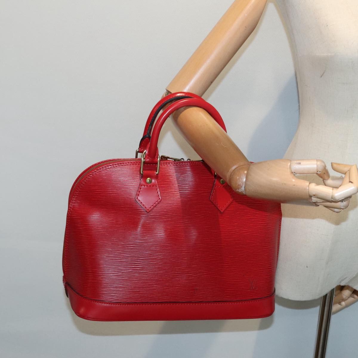 Louis Vuitton Alma Red Leather Handbag (Pre-Owned) Size ONE SIZE - 10 Thumbnail