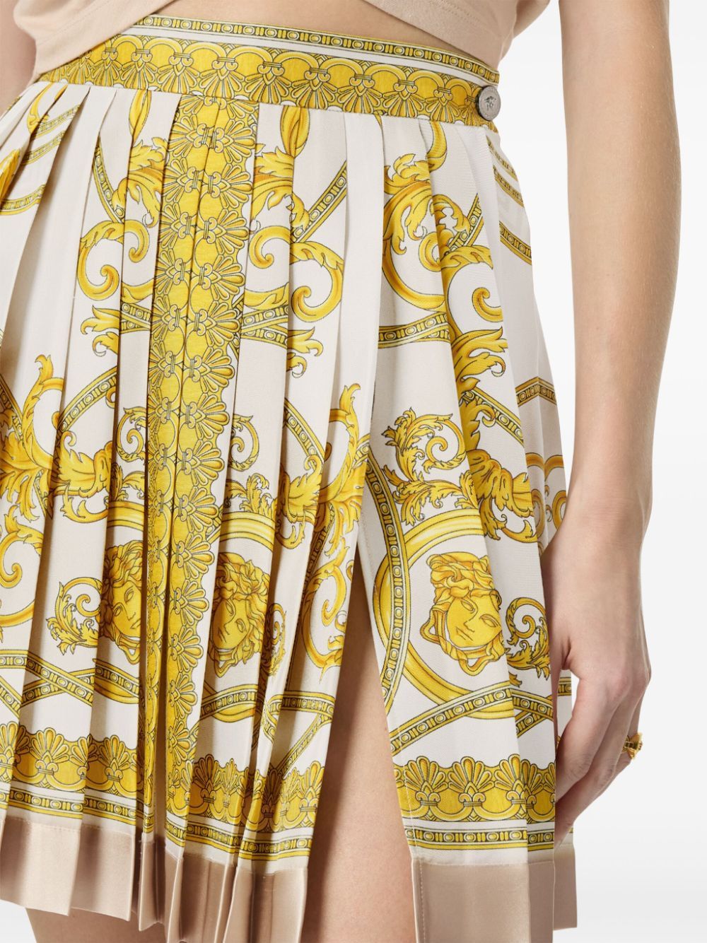 Versace BAROCCO PRINT SILK PLEATED MINI SKIRT Size 27" / US 4 / IT 40 - 3 Thumbnail