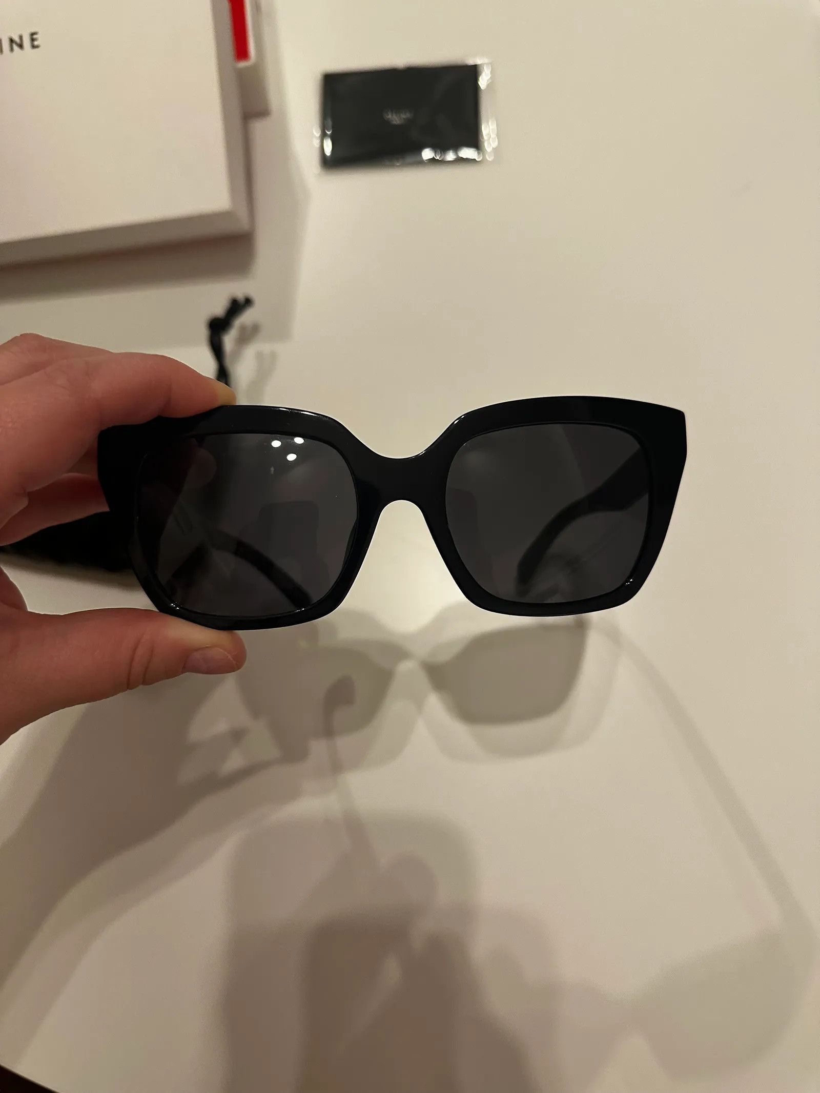 Celine Celine Celine Monochroms CL40198F01A56 Sunglasses Size ONE SIZE - 4 Thumbnail