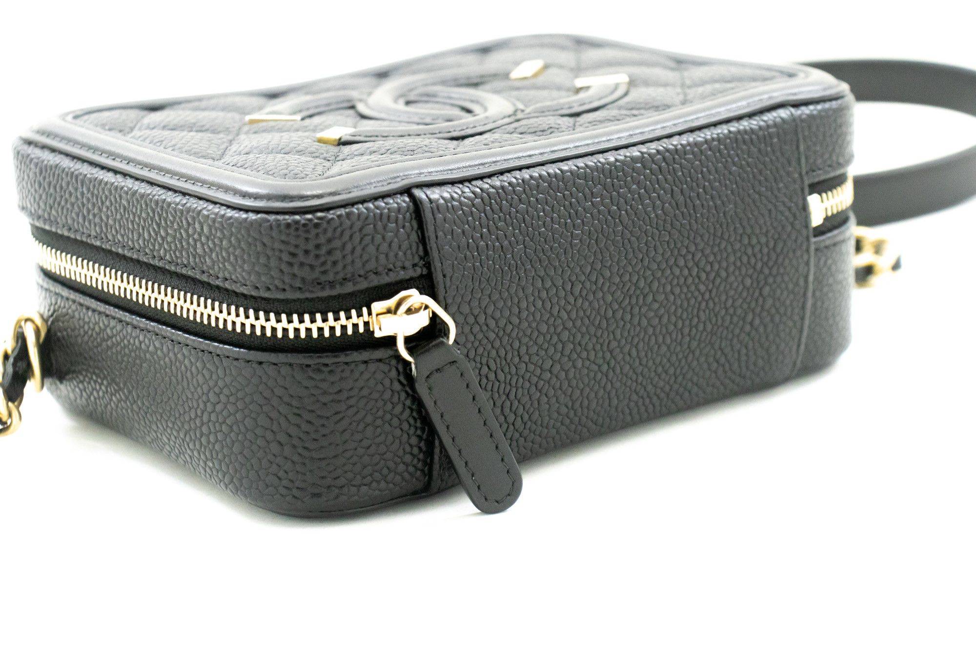 Chanel Cc Filigree Black Leather Shoulder Bag (Pre-Owned) Size ONE SIZE - 11 Thumbnail