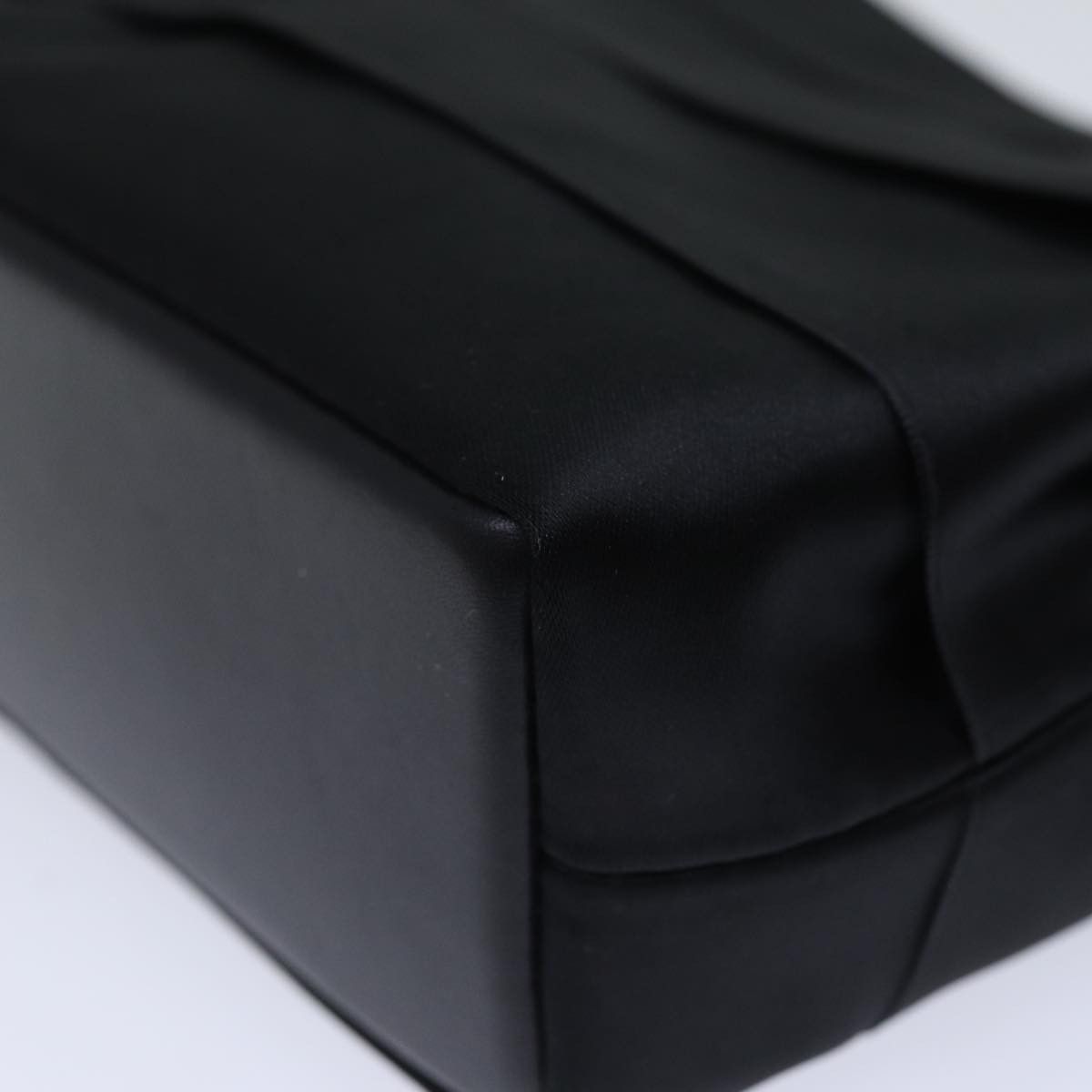 Salvatore Ferragamo Black Silk Handbag (Pre-Owned) Size ONE SIZE - 7 Thumbnail