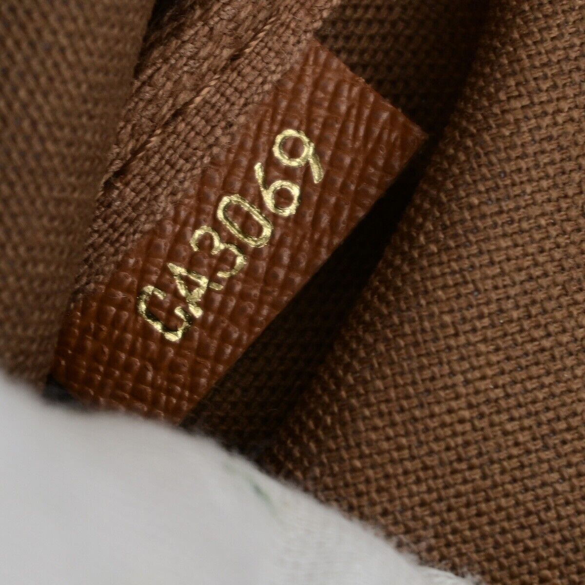 Louis Vuitton Pochette Clés Brown Canvas Clutch Bag (Pre-Owned) Size ONE SIZE - 11 Thumbnail