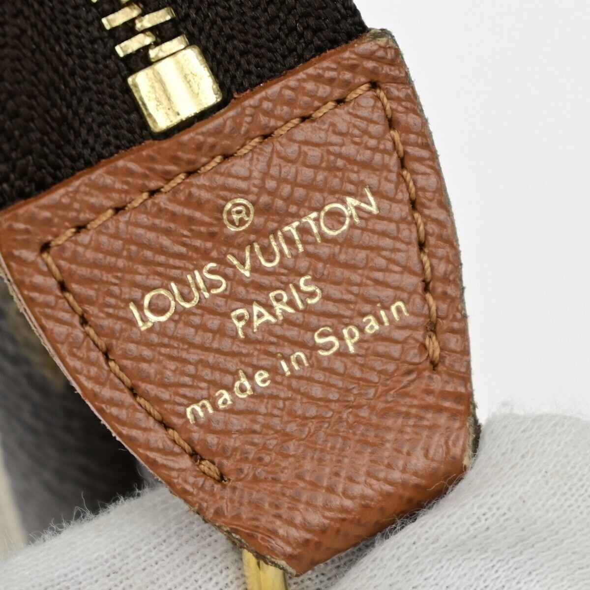 Louis Vuitton Pochette Clés Brown Canvas Clutch Bag (Pre-Owned) Size ONE SIZE - 10 Thumbnail