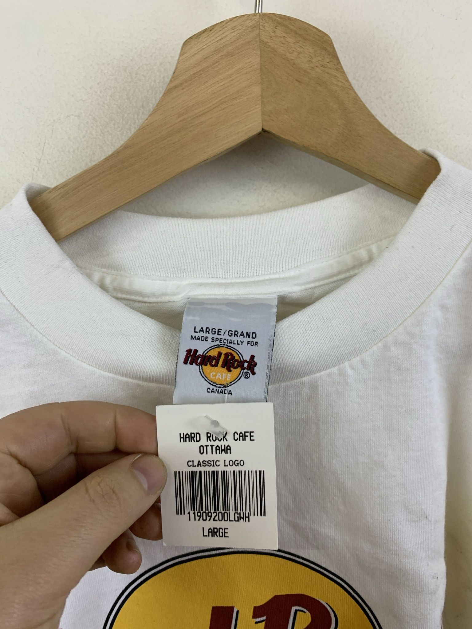 Hard Rock Cafe Vintage 1990s Deadstock Hard Rock Cafe Ottawa Tee Shirt Size L Size US L / EU 52-54 / 3 - 2 Thumbnail