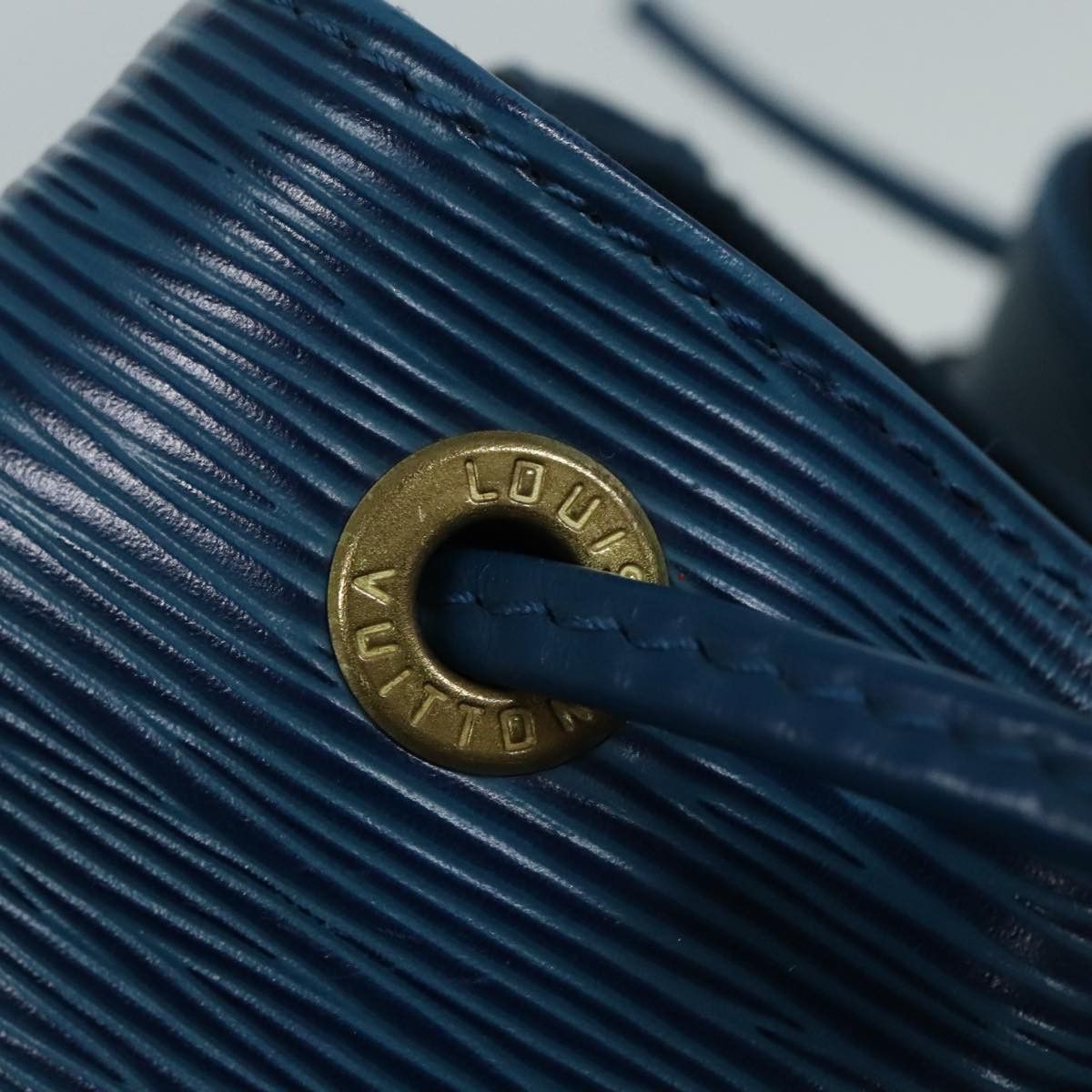 Louis Vuitton Noé Blue Leather Shoulder Bag (Pre-Owned) Size ONE SIZE - 18 Thumbnail
