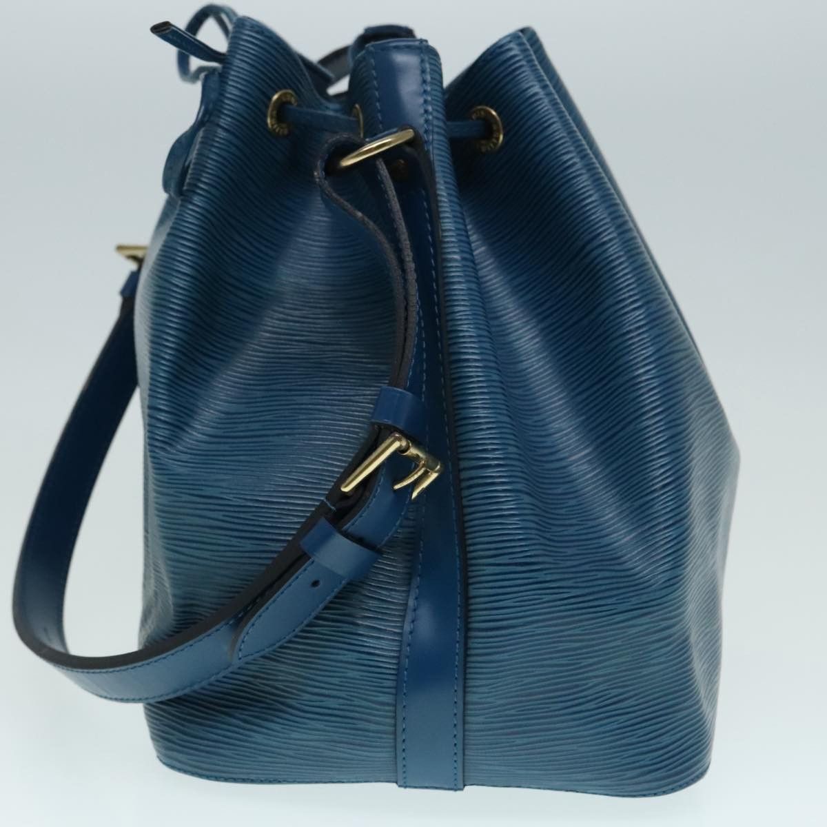Louis Vuitton Noé Blue Leather Shoulder Bag (Pre-Owned) Size ONE SIZE - 3 Thumbnail