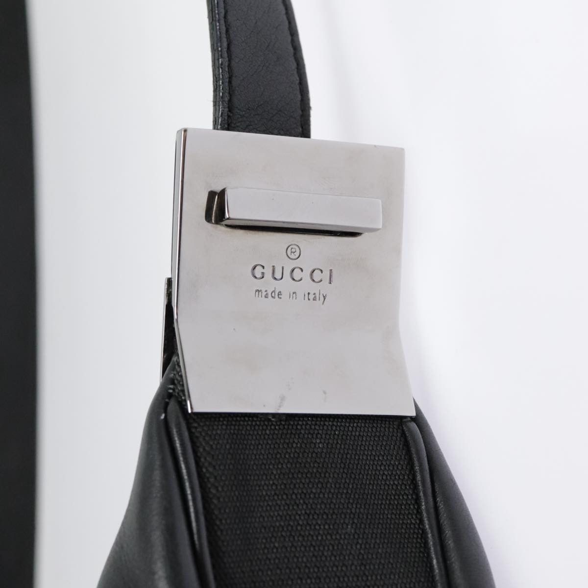 Gucci Black Leather Shoulder Bag (Pre-Owned) Size ONE SIZE - 20 Thumbnail