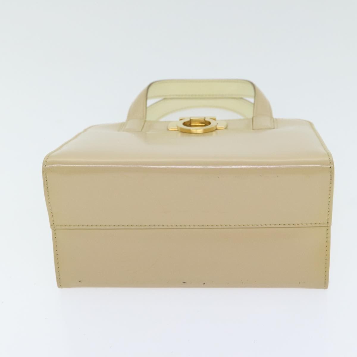 Salvatore Ferragamo Gancini Beige Patent Leather Handbag (Pre-Owned) Size ONE SIZE - 18 Thumbnail
