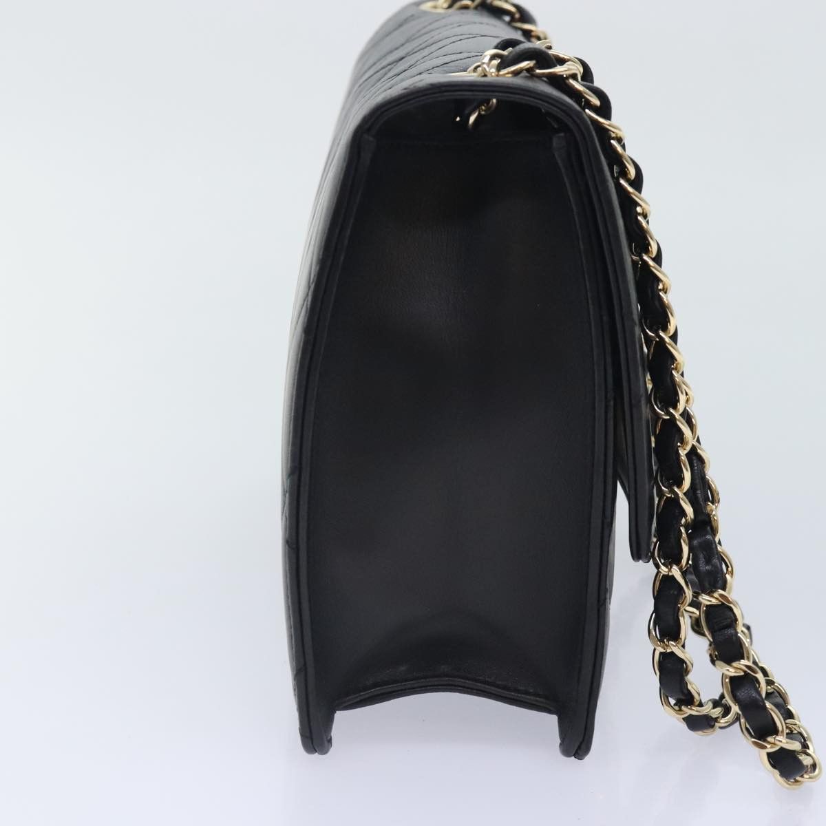 Chanel Matelassé Black Leather Shoulder Bag (Pre-Owned) Size ONE SIZE - 4 Thumbnail