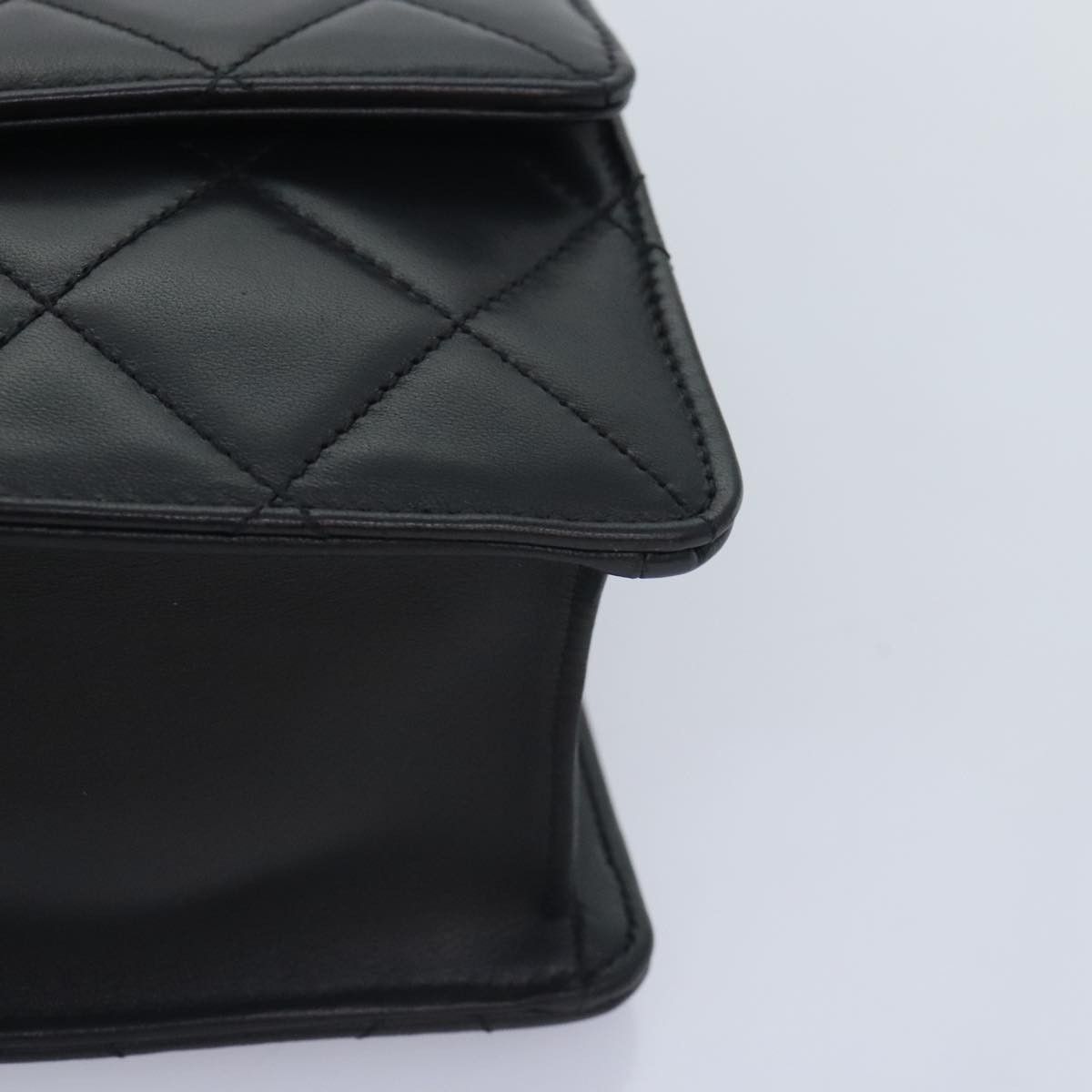 Chanel Matelassé Black Leather Shoulder Bag (Pre-Owned) Size ONE SIZE - 7 Thumbnail