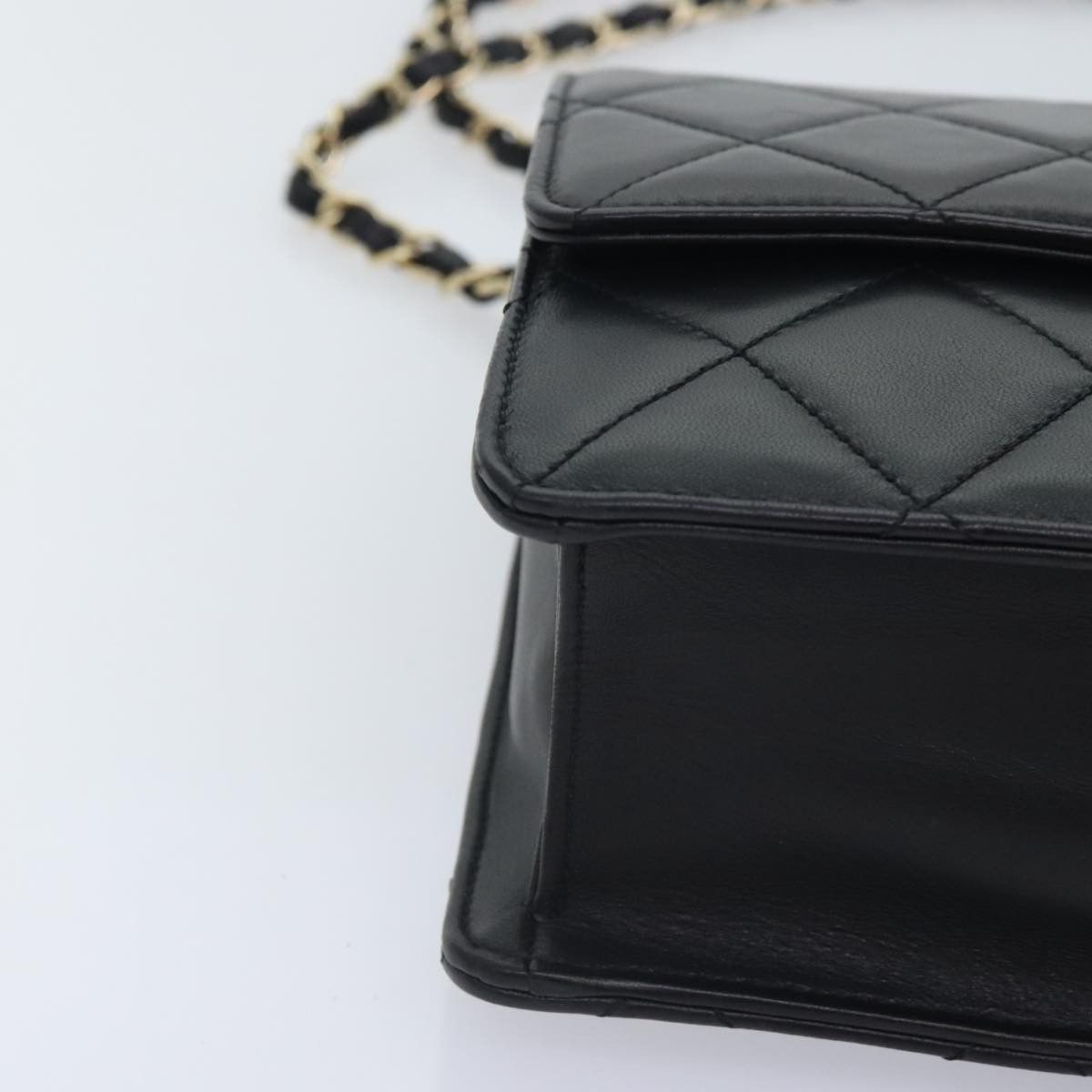 Chanel Matelassé Black Leather Shoulder Bag (Pre-Owned) Size ONE SIZE - 6 Thumbnail