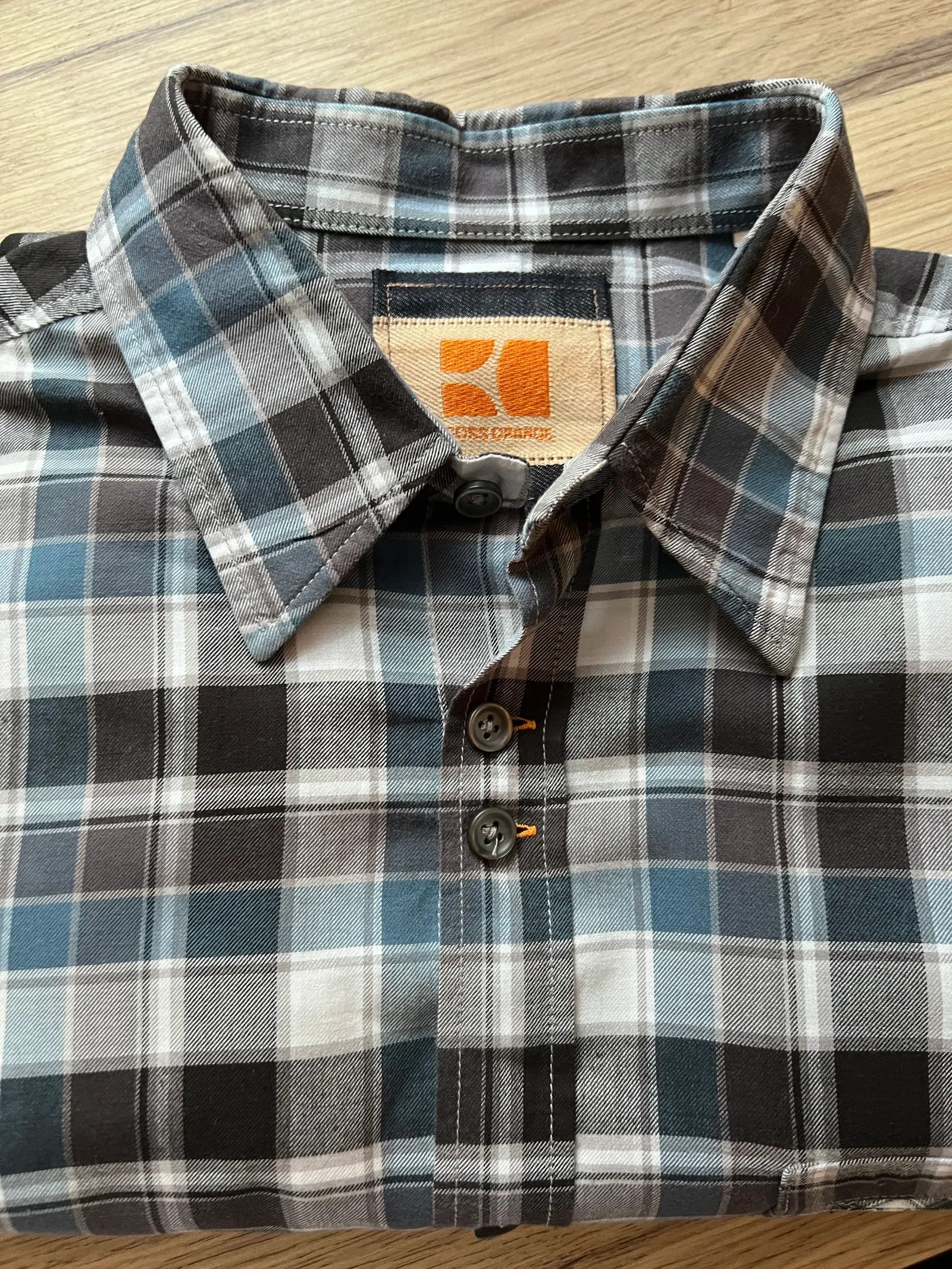 Hugo Boss Hugo Boss orange Shirt Size US M / EU 48-50 / 2 - 2 Thumbnail