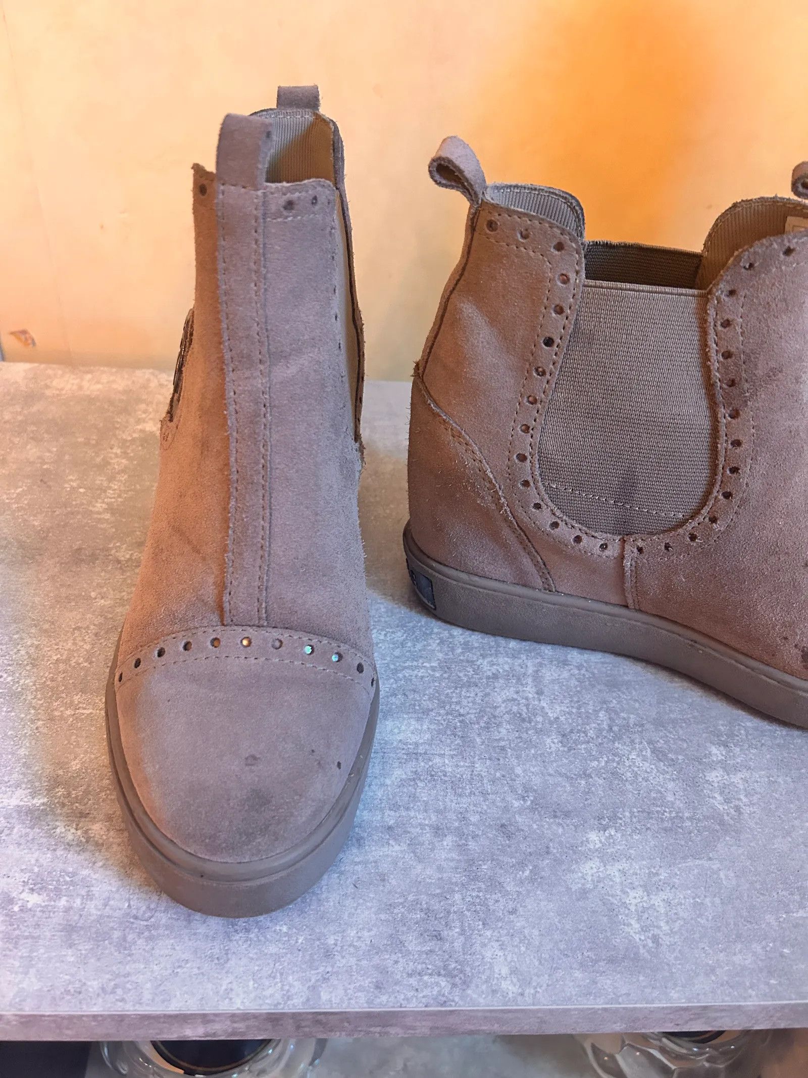 Guess Guess Guess skor Boots Size US 8 / IT 38 - 2 Thumbnail