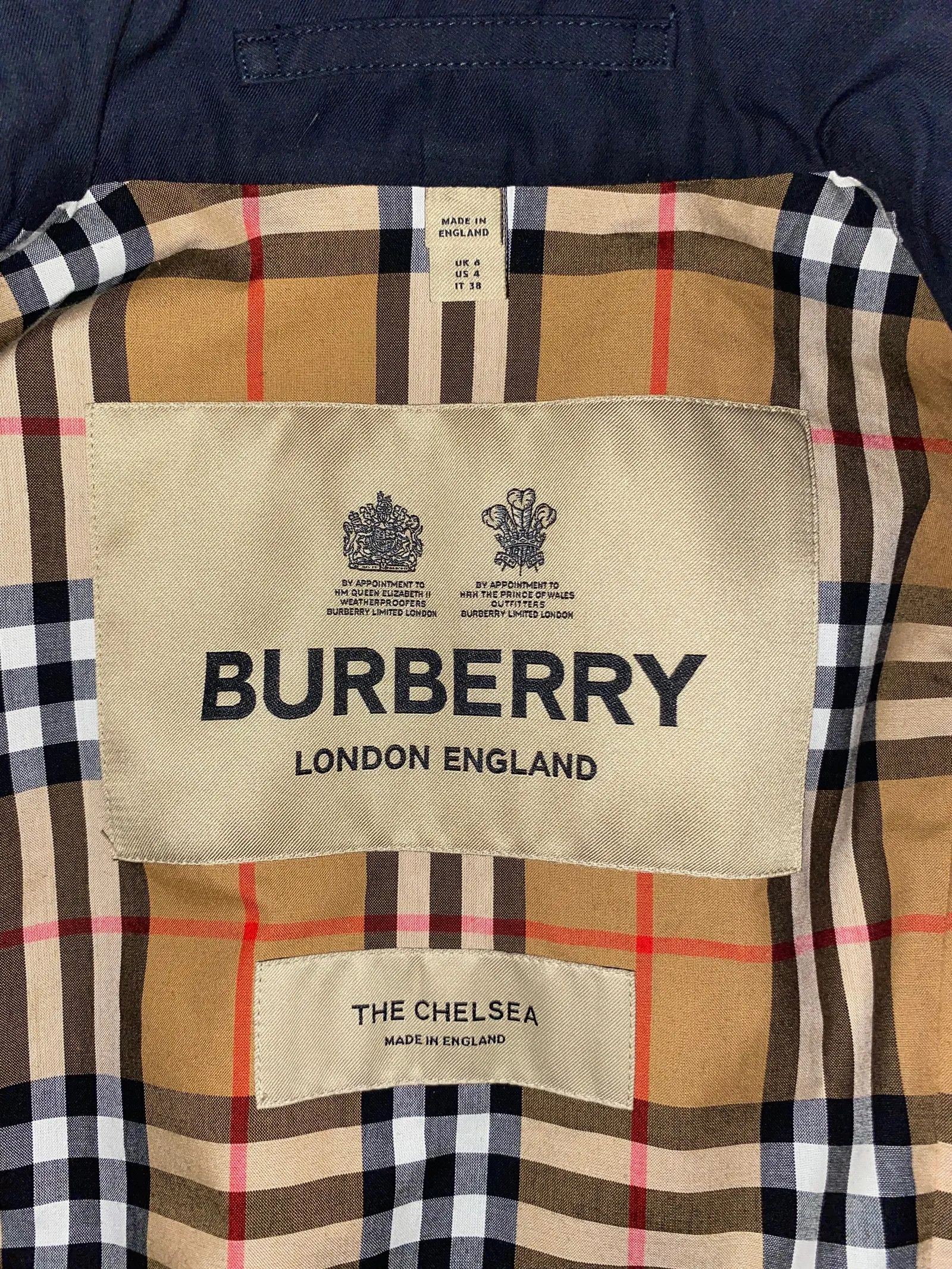 Burberry Burberry Chelsea Coat Size S / US 4 / IT 40 - 2 Thumbnail