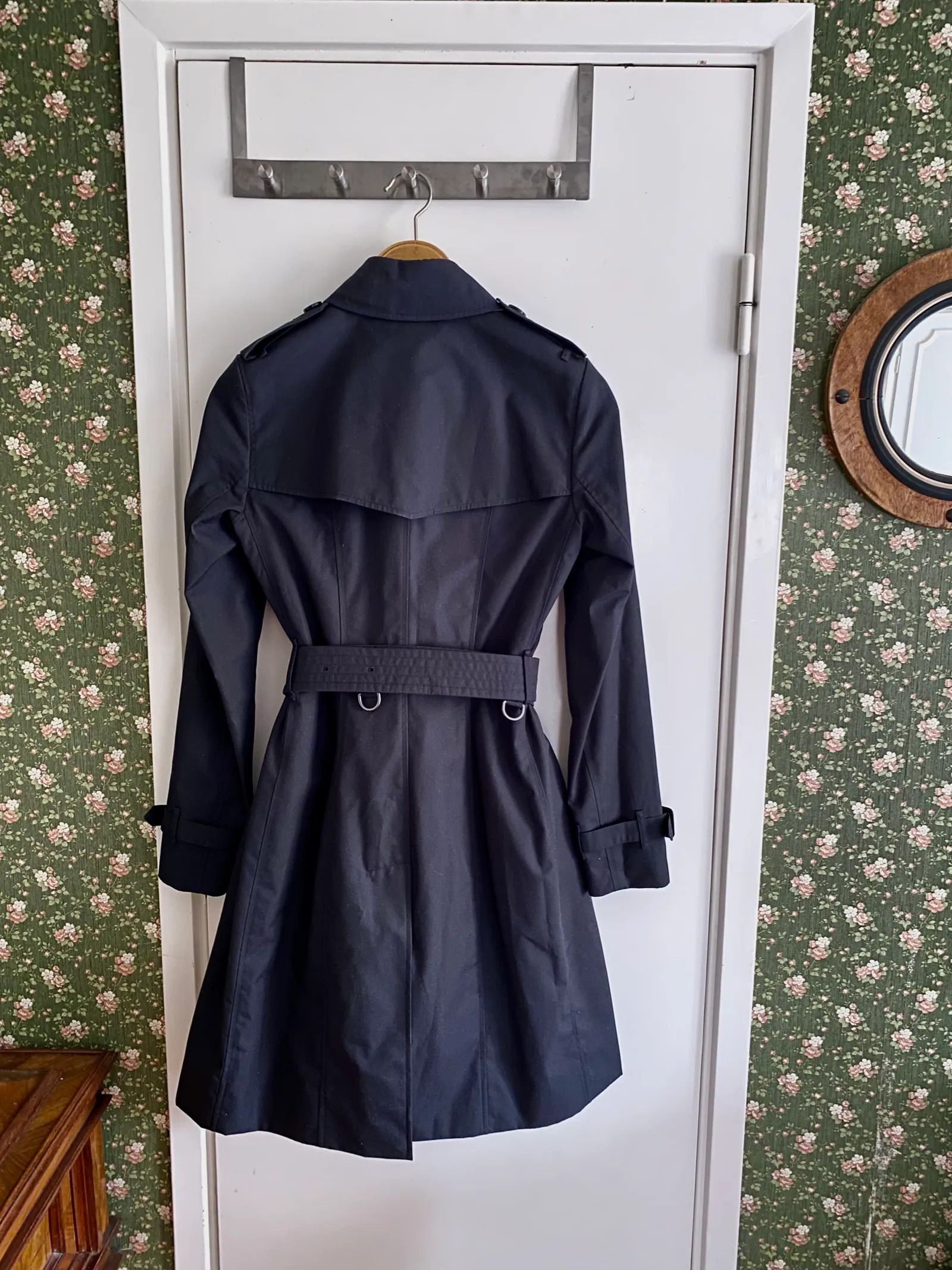 Burberry Burberry Chelsea Coat Size S / US 4 / IT 40 - 4 Thumbnail