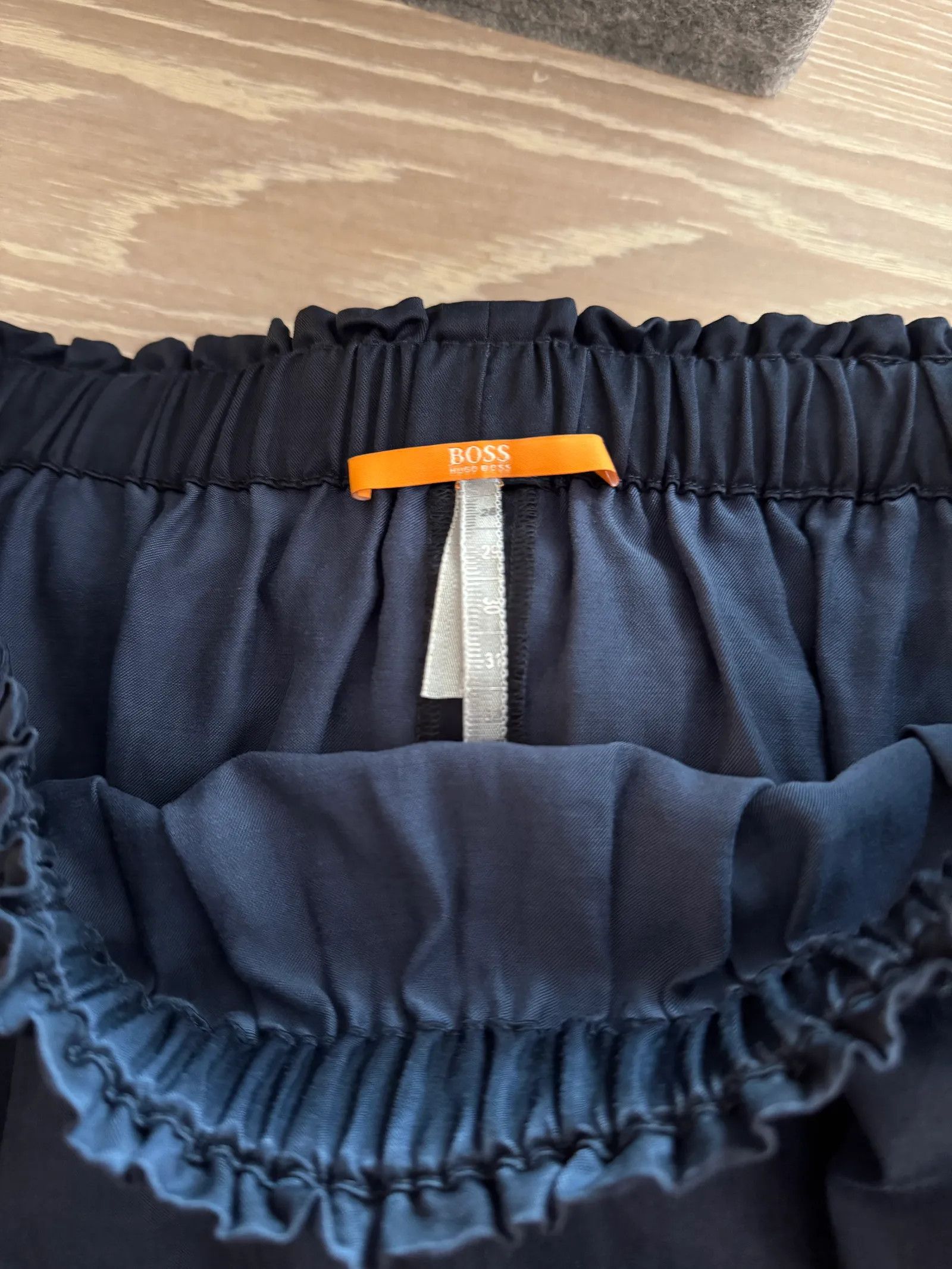 Hugo Boss Hugo Boss Hugo boss Skirt Size 28" / US 6 / IT 42 - 2 Thumbnail