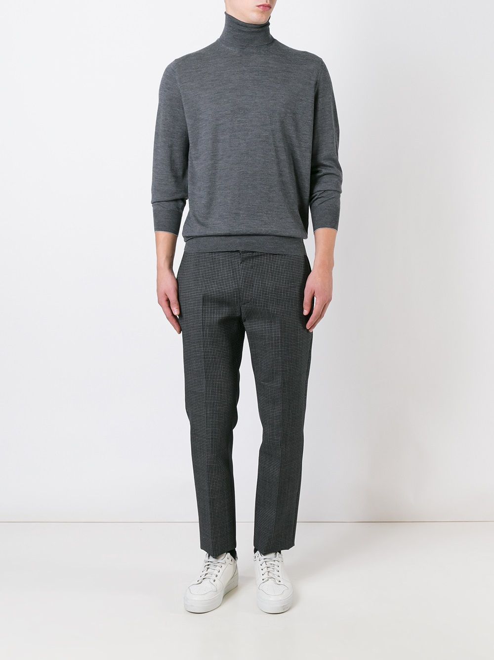 Brunello Cucinelli WOOL TURTLE-NECK SWEATER Size US S / EU 44-46 / 1 - 2 Thumbnail