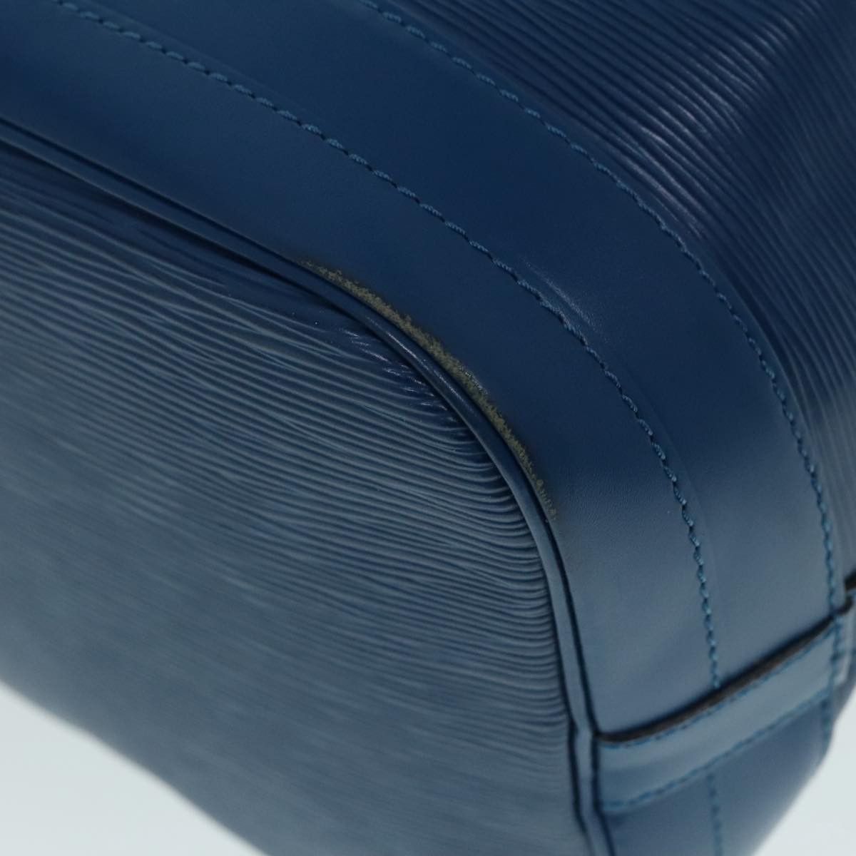 Louis Vuitton Noé Blue Leather Shoulder Bag (Pre-Owned) Size ONE SIZE - 15 Thumbnail