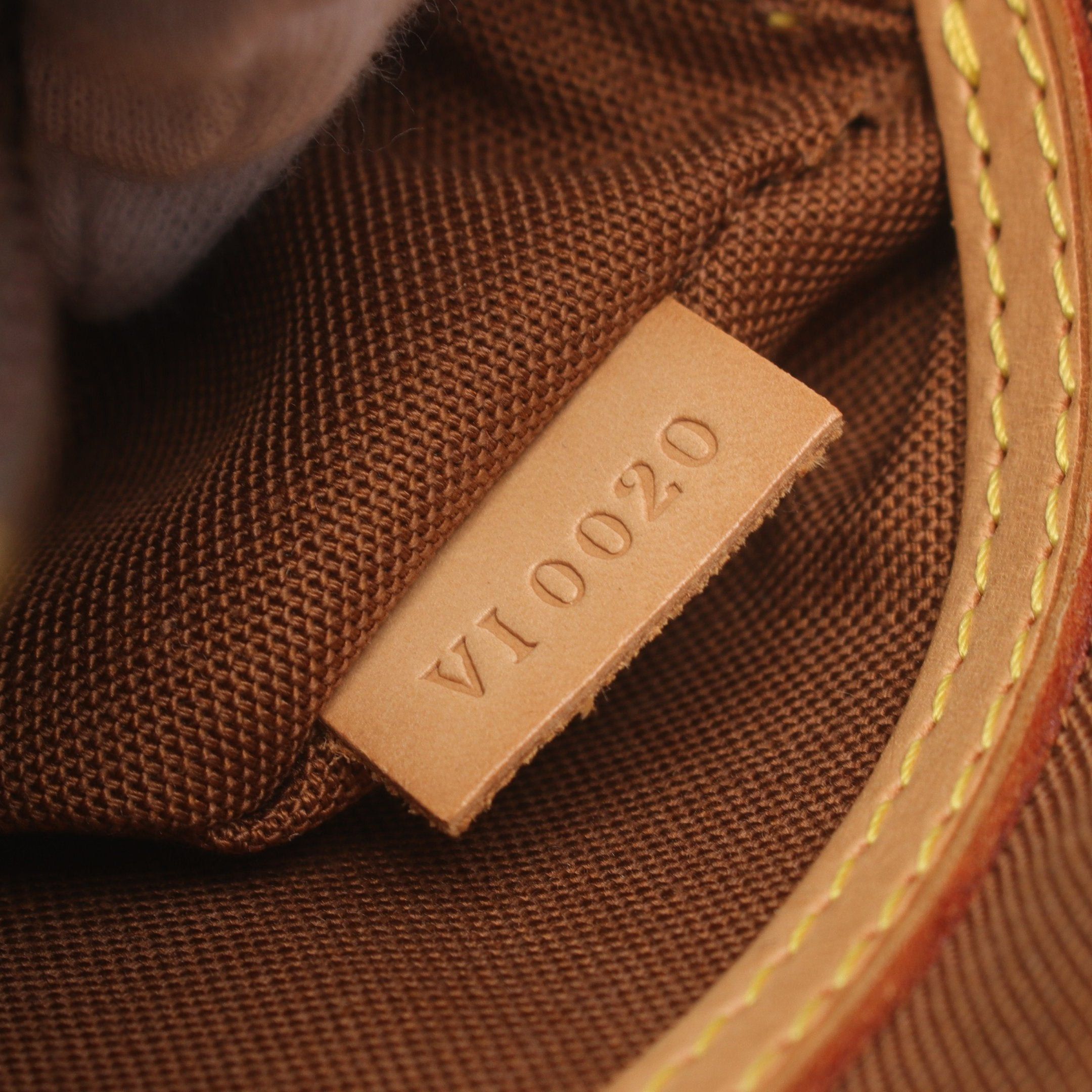 Louis Vuitton Louis Vuitton Alma Pm Monogram Handbag Leather Brown Size ONE SIZE - 5 Thumbnail