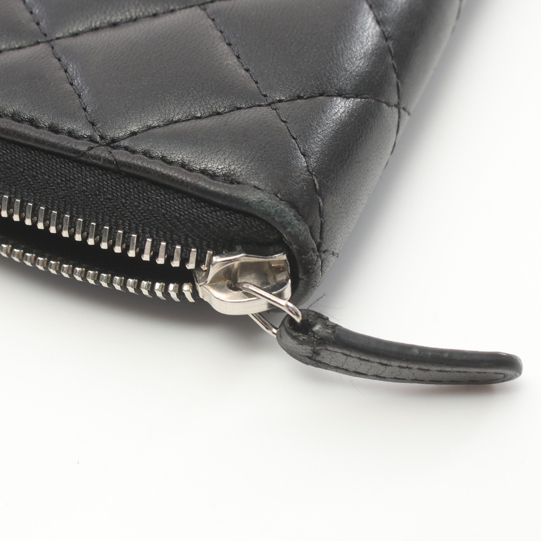 Chanel Chanel Matelasse Round Zipper Long Wallet Lambskin Black Silver Hardware Size ONE SIZE - 8 Thumbnail