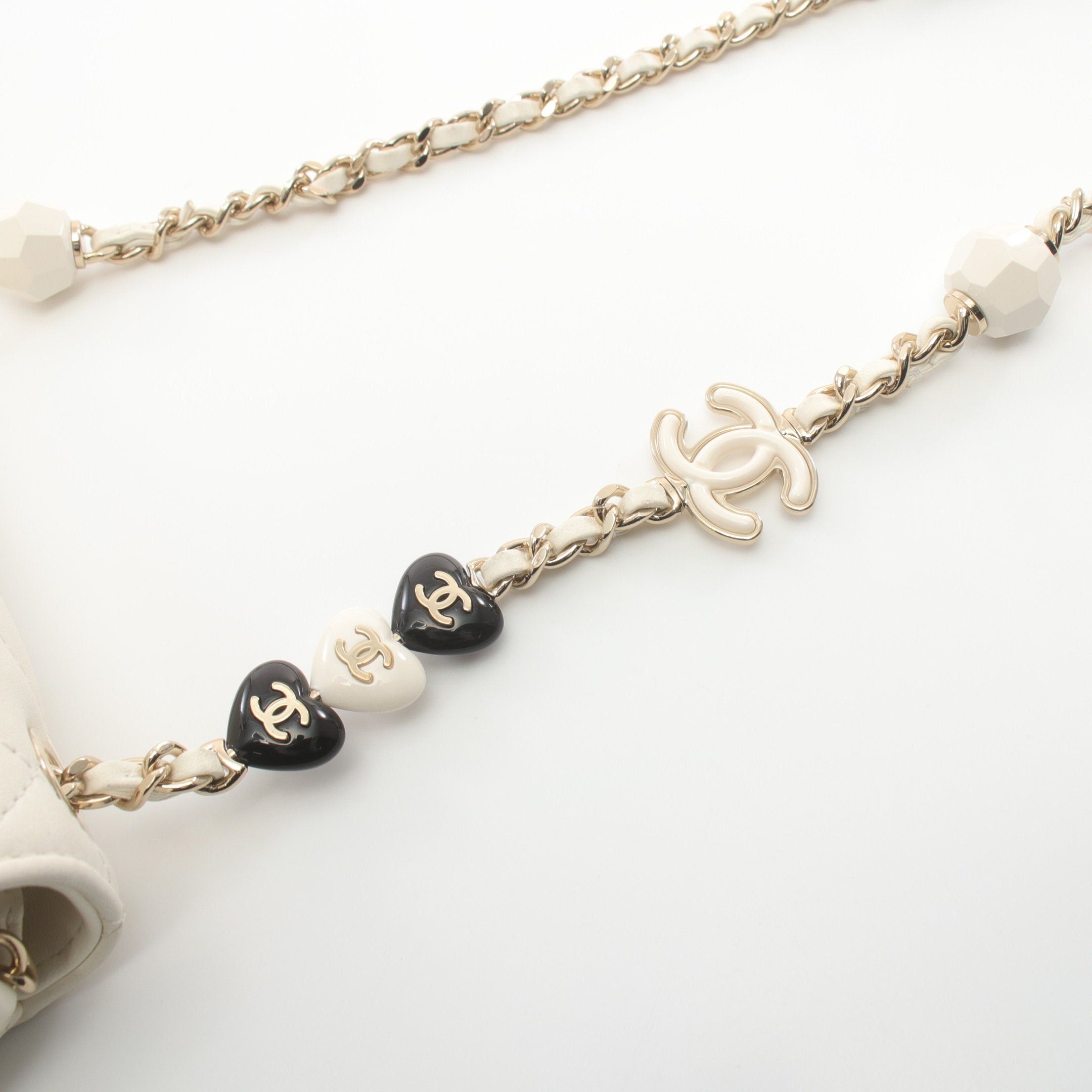 Chanel Chanel Mini Matelasse Chain Shoulder Bag Lambskin White Gold Hardware Size ONE SIZE - 6 Thumbnail