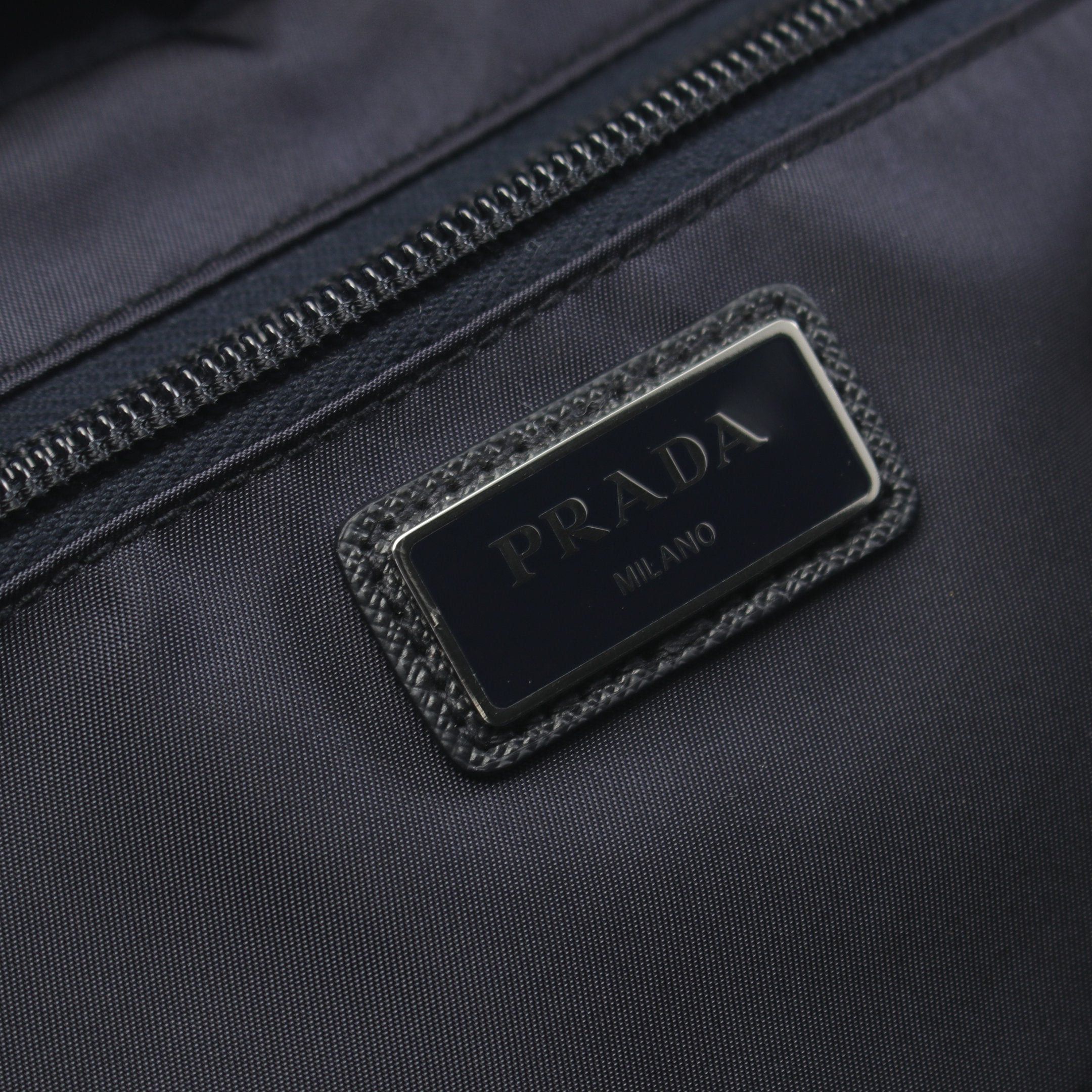 Prada Prada Re-Nylon Shoulder Bag Nylon Saffiano Leather Navy Black Size ONE SIZE - 4 Thumbnail