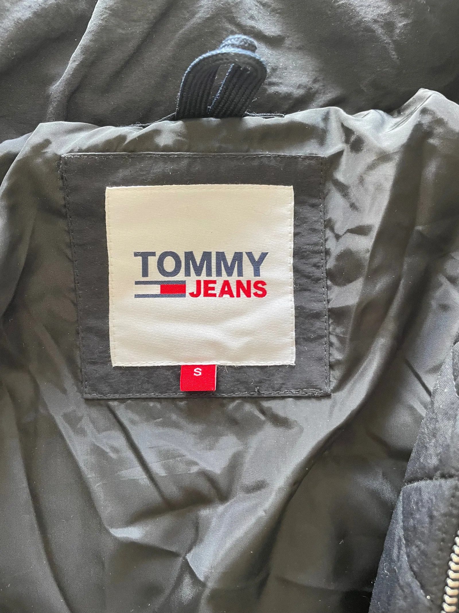 Tommy Hilfiger Tommy Hilfiger Tommy Hilfiger Down Jacket Size S / US 4 / IT 40 - 2 Thumbnail