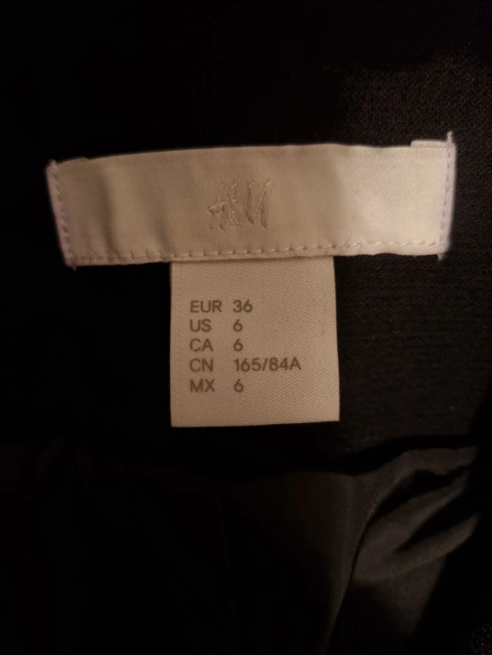H&M H&M O/N 871010 P/N 0348090 3 Blazer Size XS / US 0-2 / IT 36-38 - 2 Thumbnail