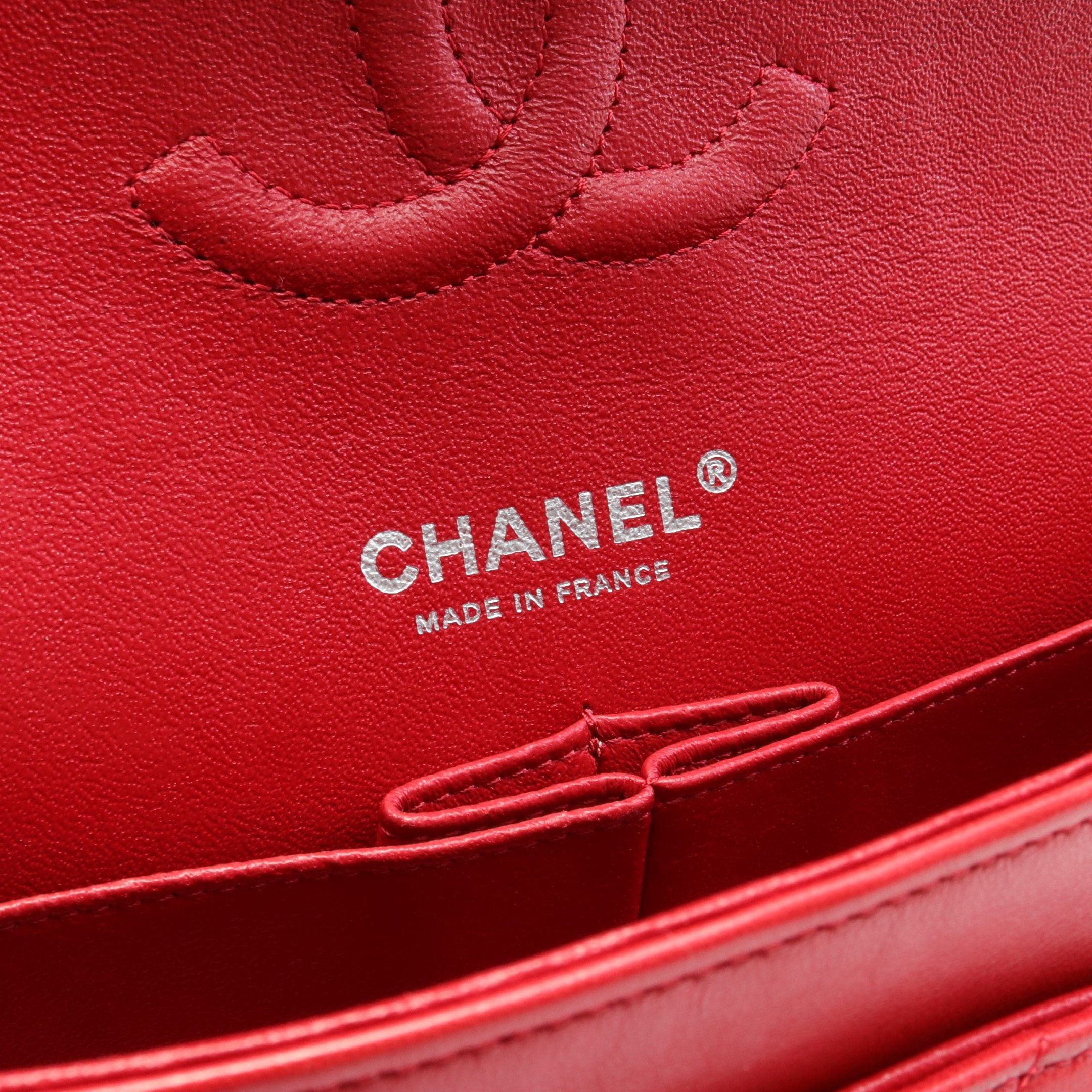 Chanel Chanel Matelasse Double Flap Chain Shoulder Bag Leather Red Silver Hardware Size ONE SIZE - 4 Thumbnail