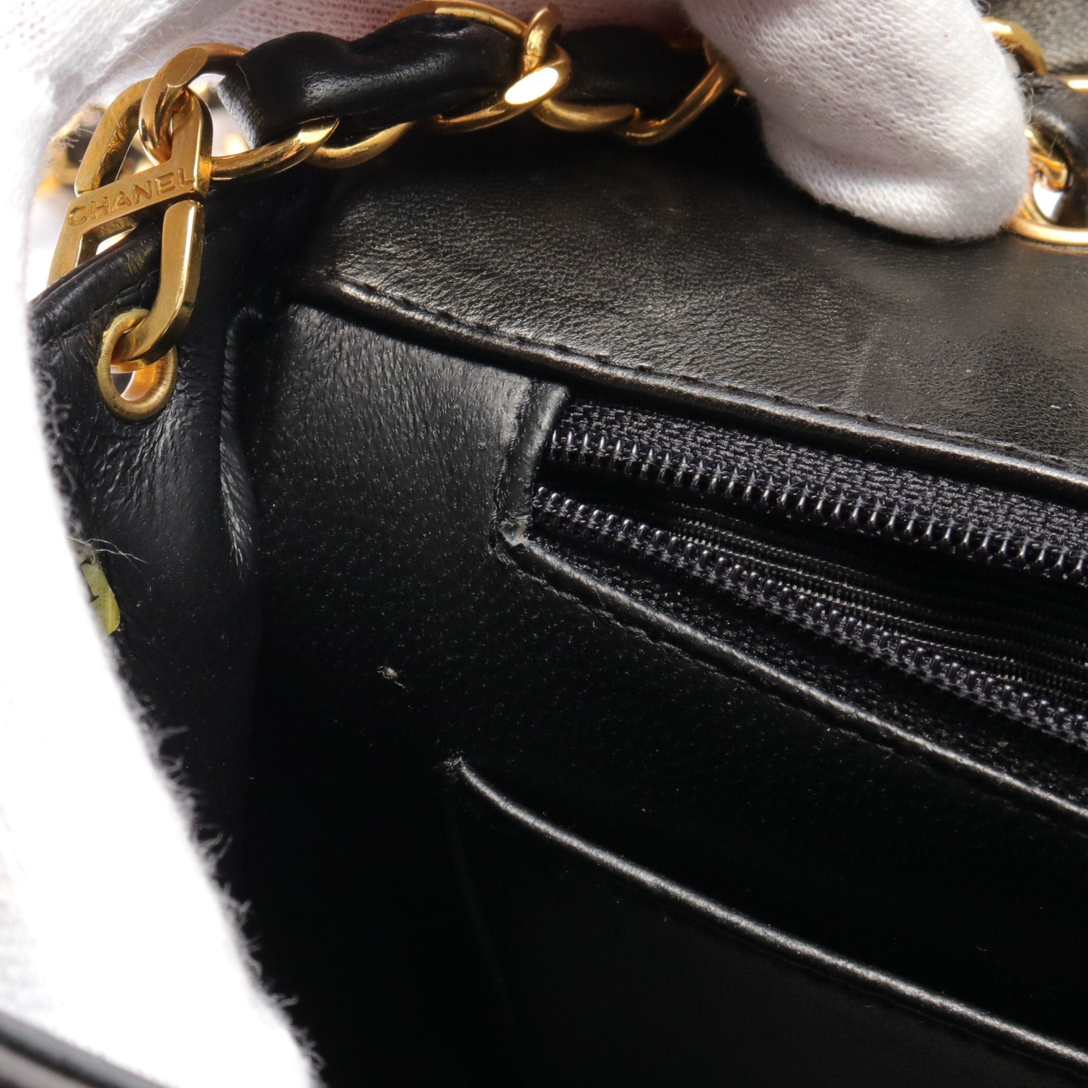 Chanel Chanel Matelasse Diana Flap Chain Shoulder Bag Leather Black Gold Hardware Size ONE SIZE - 8 Thumbnail