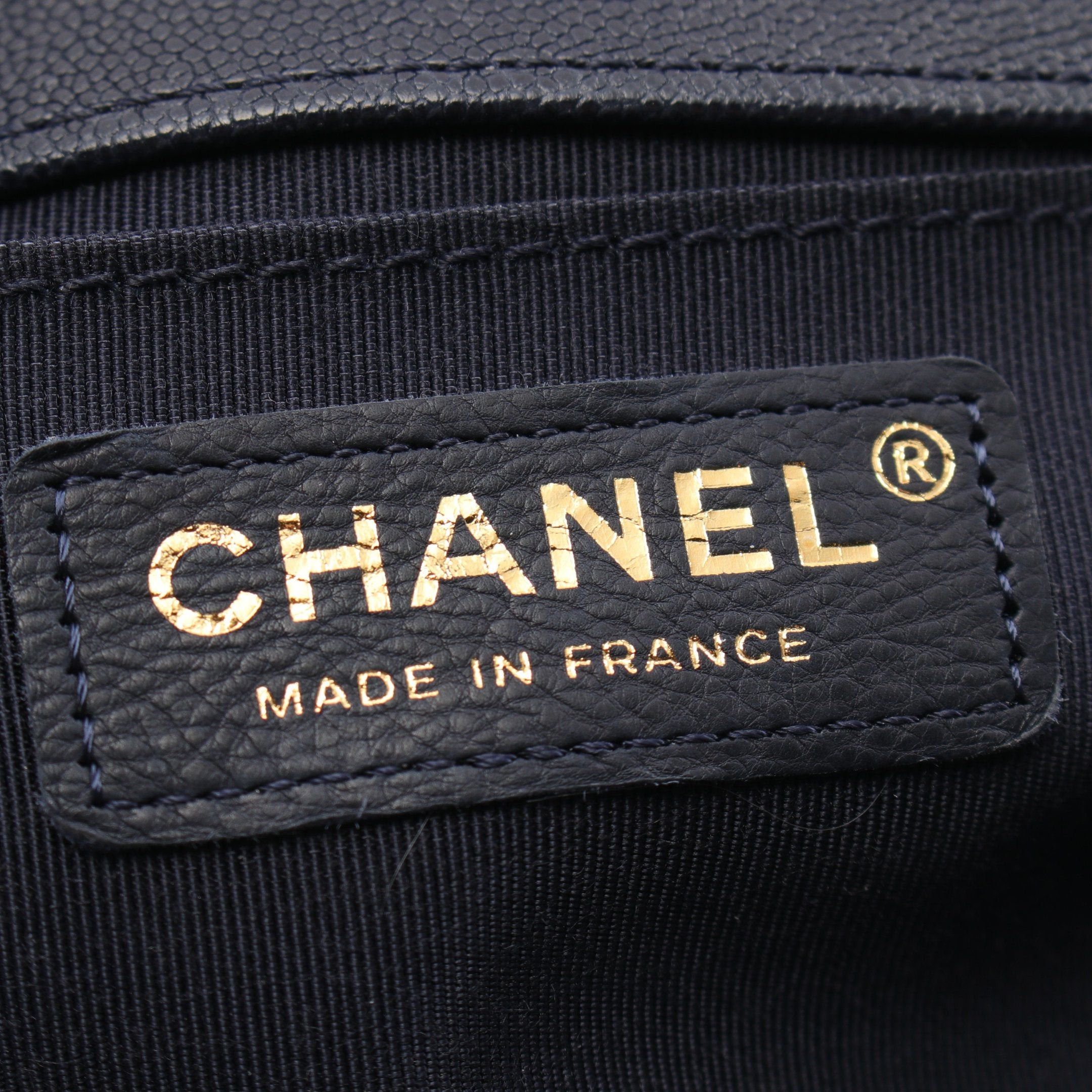 Chanel Chanel Boy Chanel Matelasse Chain Shoulder Bag Caviar Skin Dark Navy Gold Hardware Size ONE SIZE - 4 Thumbnail