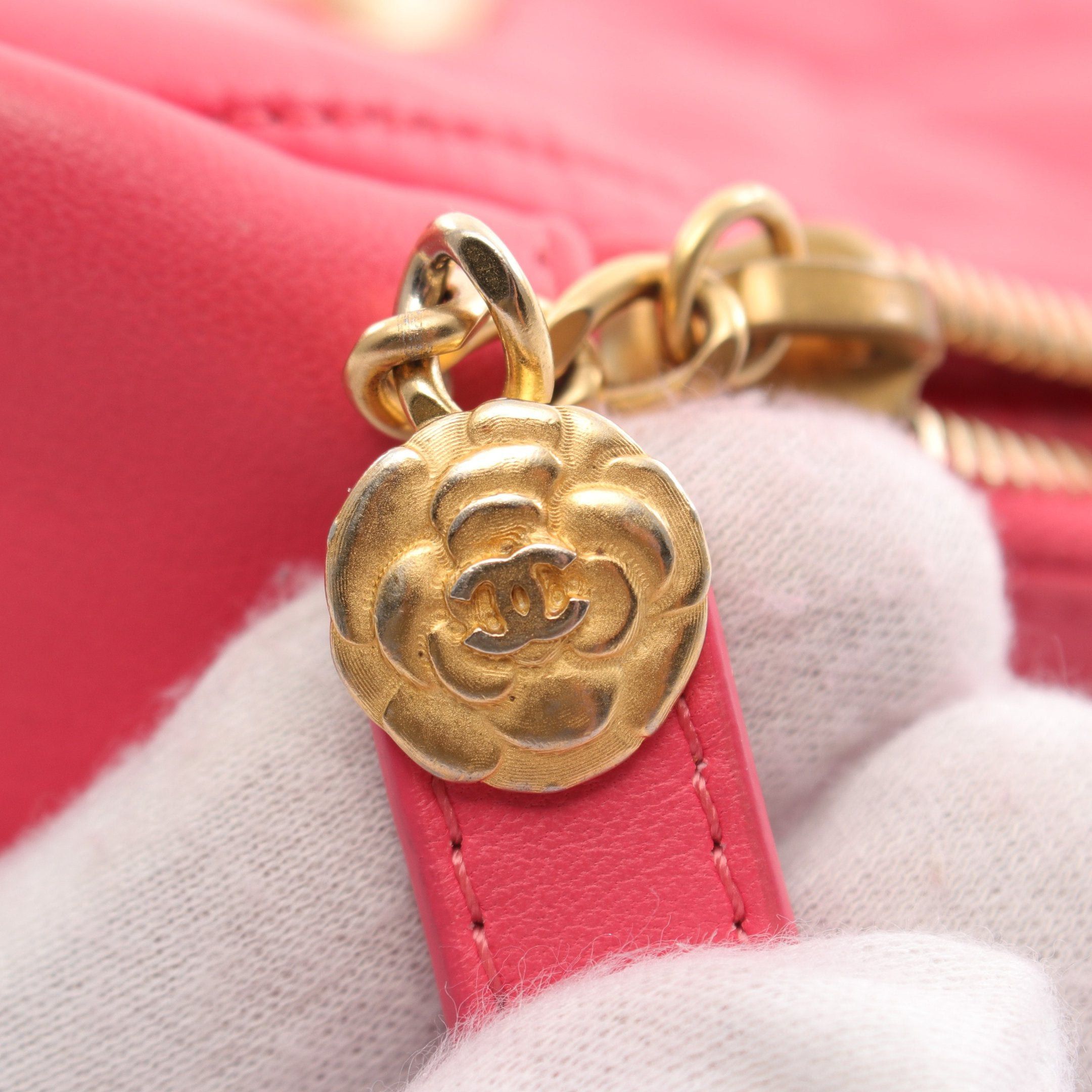 Chanel Chanel Matelasse Chain Shoulder Bag Lambskin Pink Gold Hardware Size ONE SIZE - 8 Thumbnail