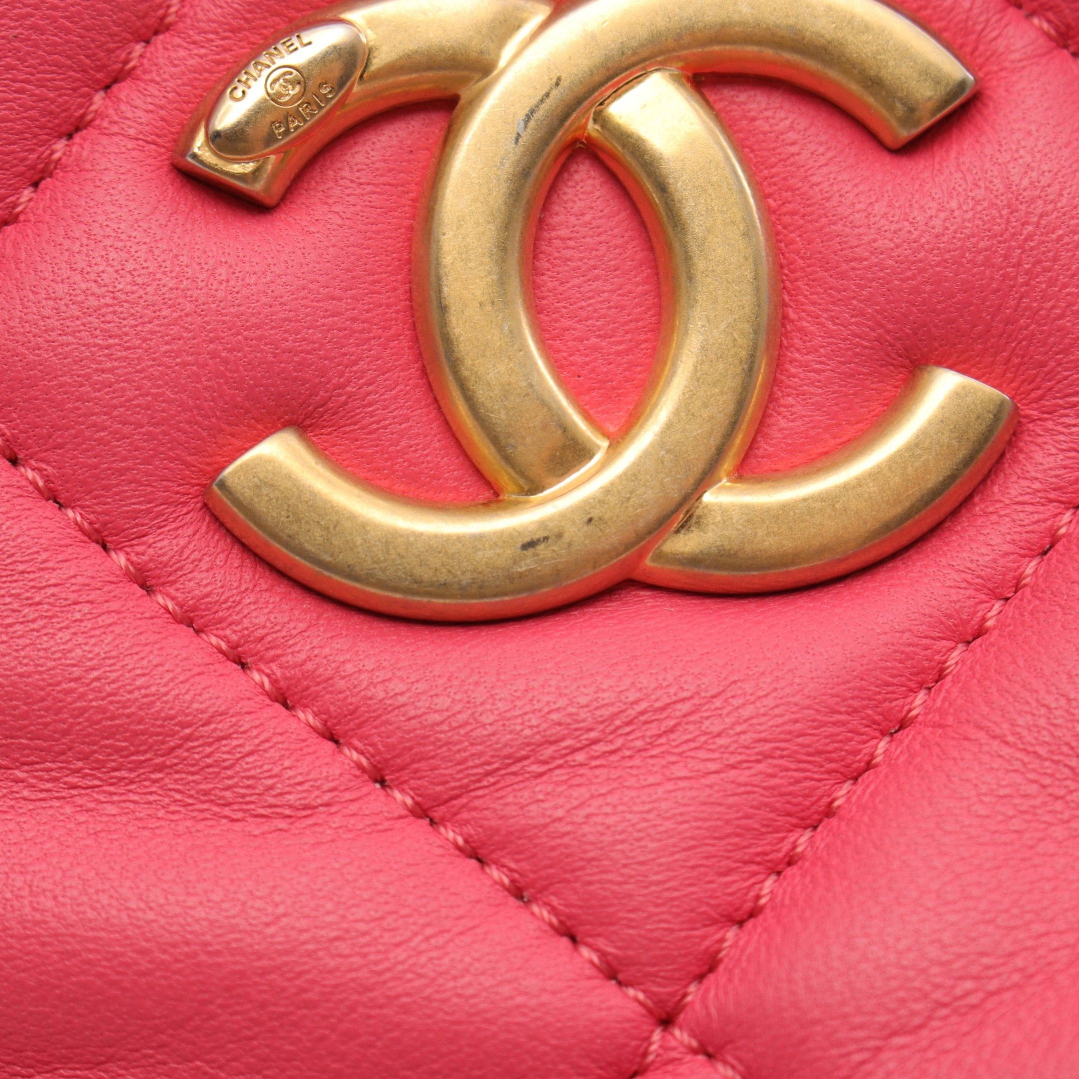 Chanel Chanel Matelasse Chain Shoulder Bag Lambskin Pink Gold Hardware Size ONE SIZE - 7 Thumbnail