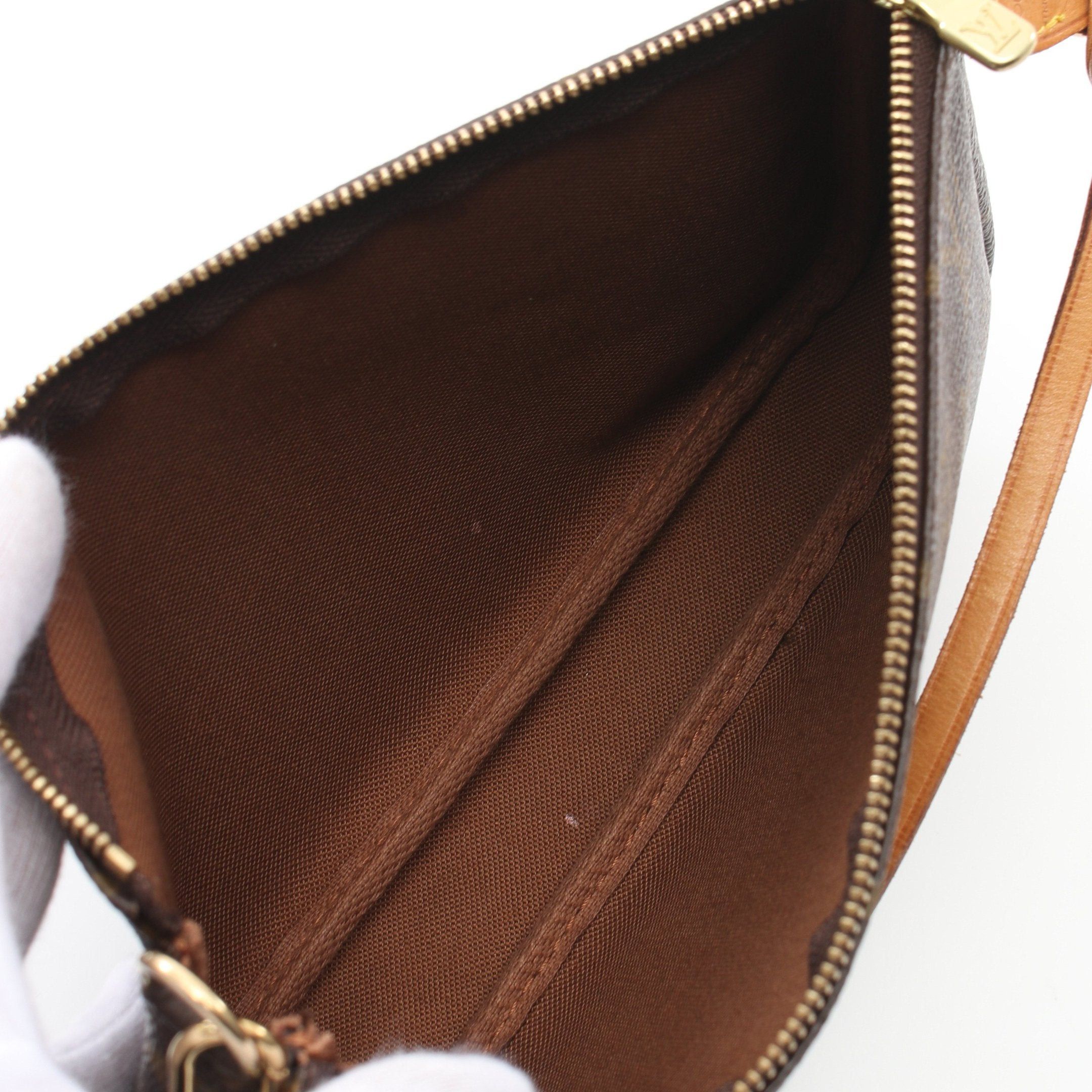 Louis Vuitton Louis Vuitton Pochette Accessoires Monogram Handbag Leather Brown Size ONE SIZE - 3 Thumbnail