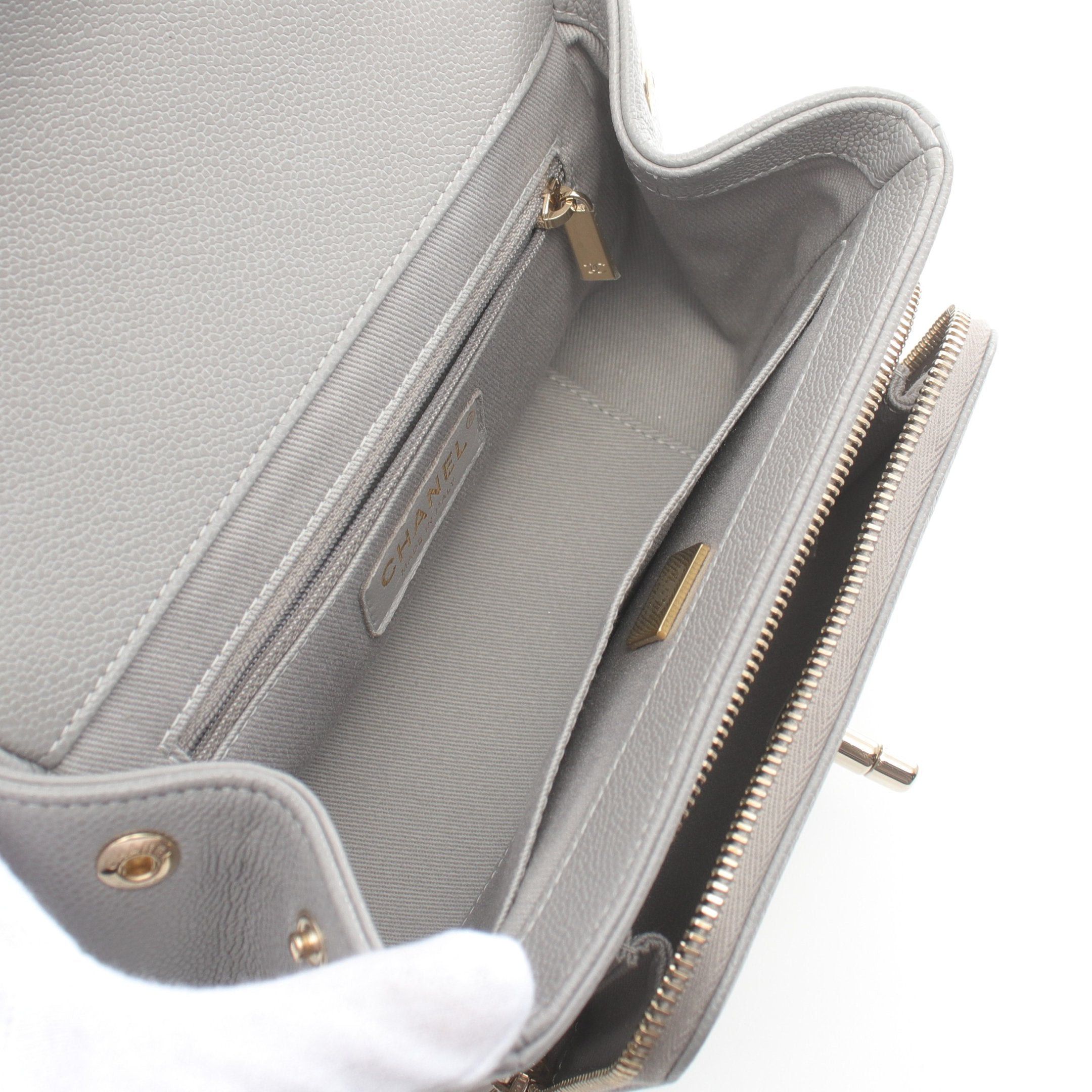 Chanel Chanel Mini Flap Bag Matelasse Chain Shoulder Caviar Skin Gray Gold Hardware Size ONE SIZE - 3 Thumbnail