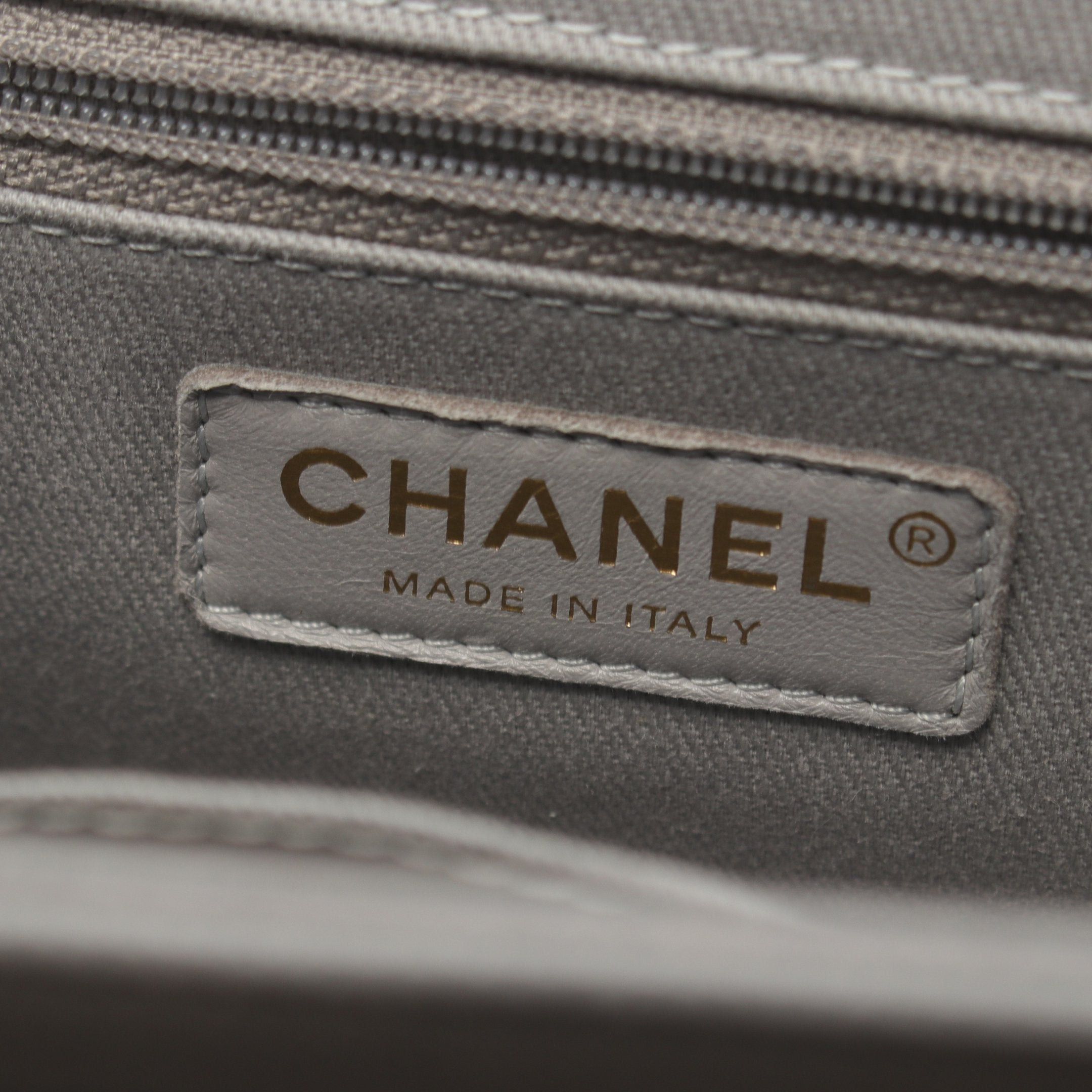 Chanel Chanel Mini Flap Bag Matelasse Chain Shoulder Caviar Skin Gray Gold Hardware Size ONE SIZE - 4 Thumbnail