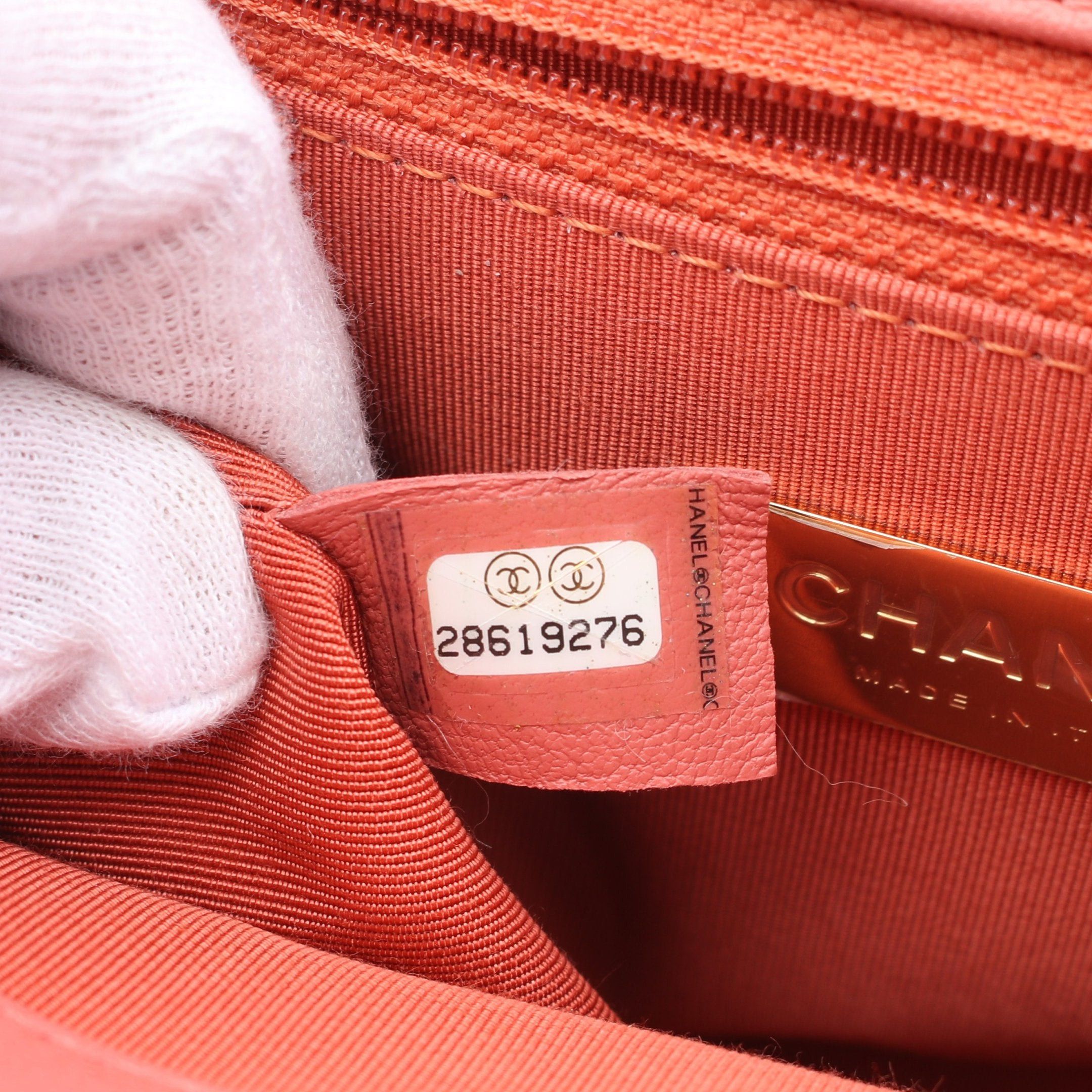 Chanel Chanel Chanel19 Matelasse Chain Shoulder Bag Lambskin Coral Pink Gold Hardware Size ONE SIZE - 5 Thumbnail