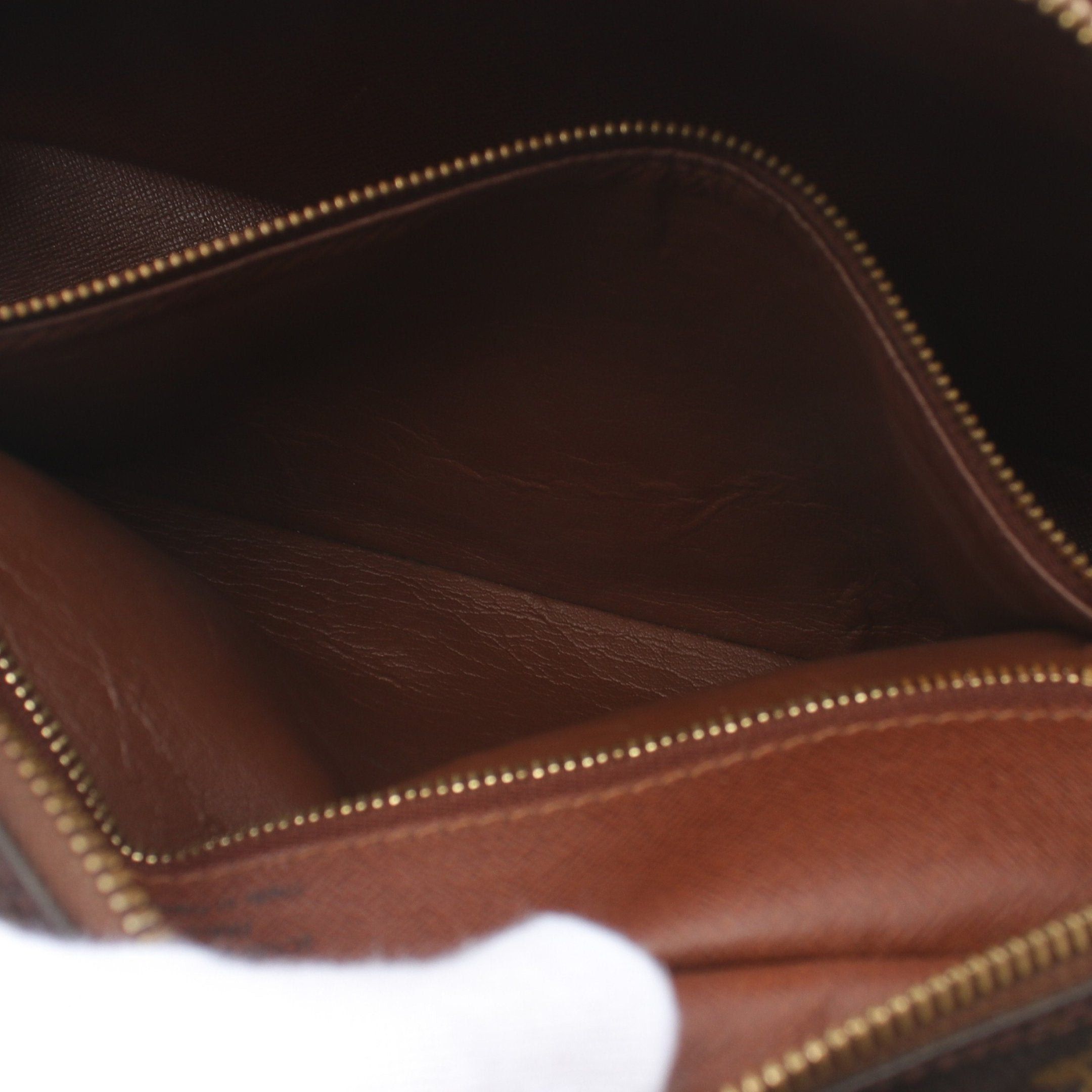 Louis Vuitton Louis Vuitton Nil Monogram Shoulder Bag Leather Brown Size ONE SIZE - 12 Thumbnail