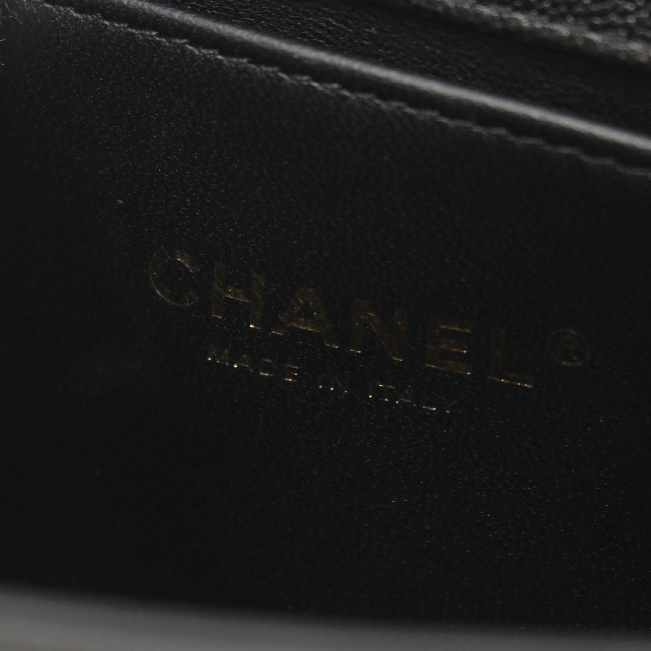 Chanel Chanel Boy Chanel Chain Shoulder Bag Leather Black Gold Hardware Size ONE SIZE - 4 Thumbnail
