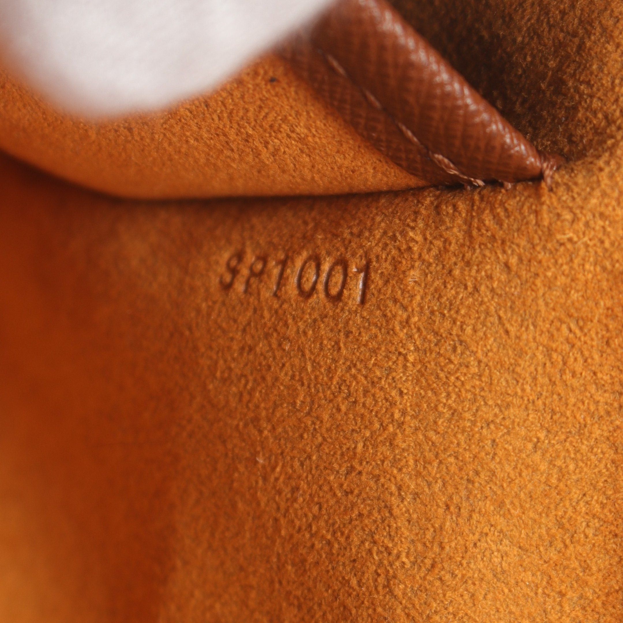 Louis Vuitton Louis Vuitton Musette Tango Short Strap Monogram Shoulder Bag Leather Brown Size ONE SIZE - 5 Thumbnail
