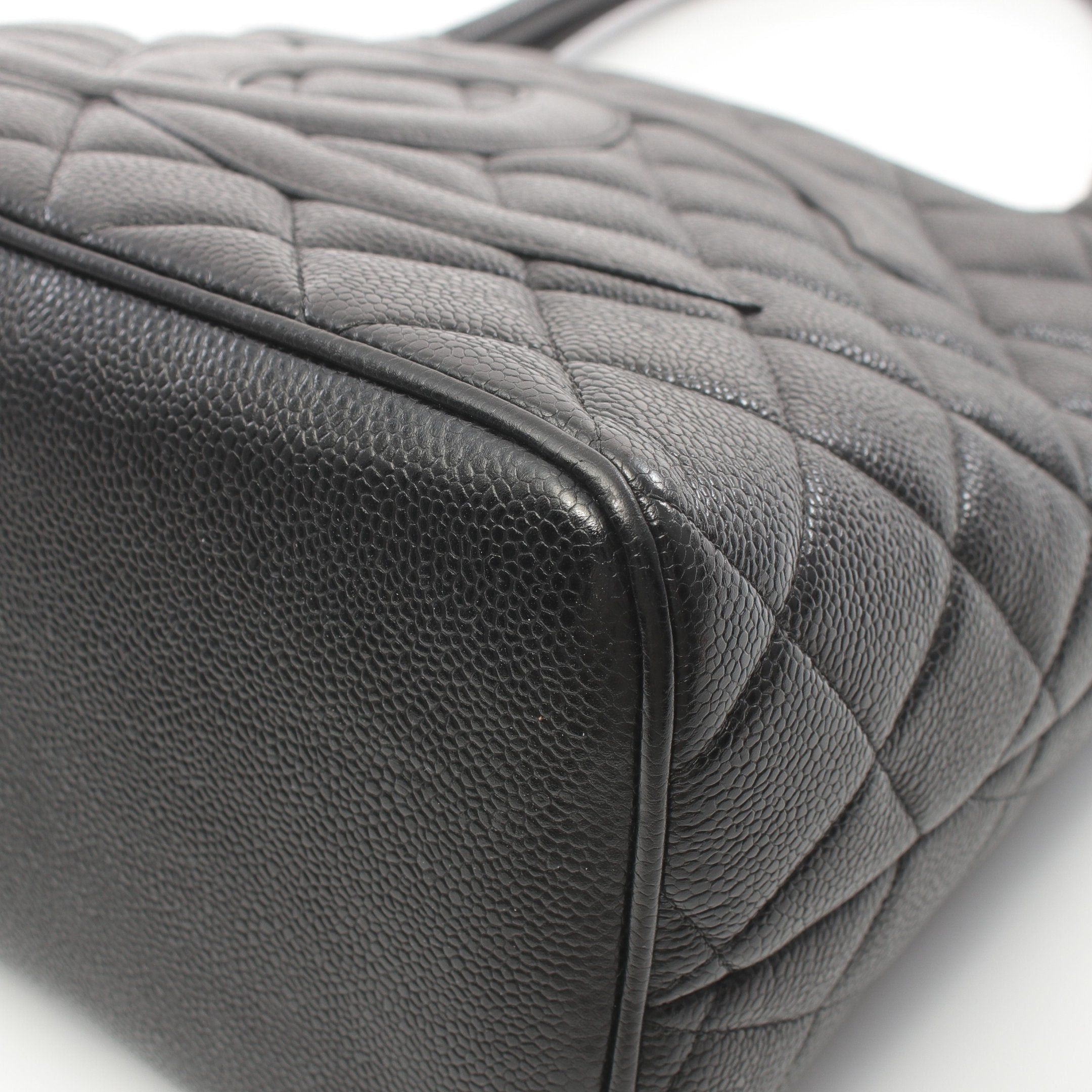 Chanel Chanel Reissue Tote Handbag Bag Caviar Skin Black Silver Hardware Size ONE SIZE - 6 Thumbnail