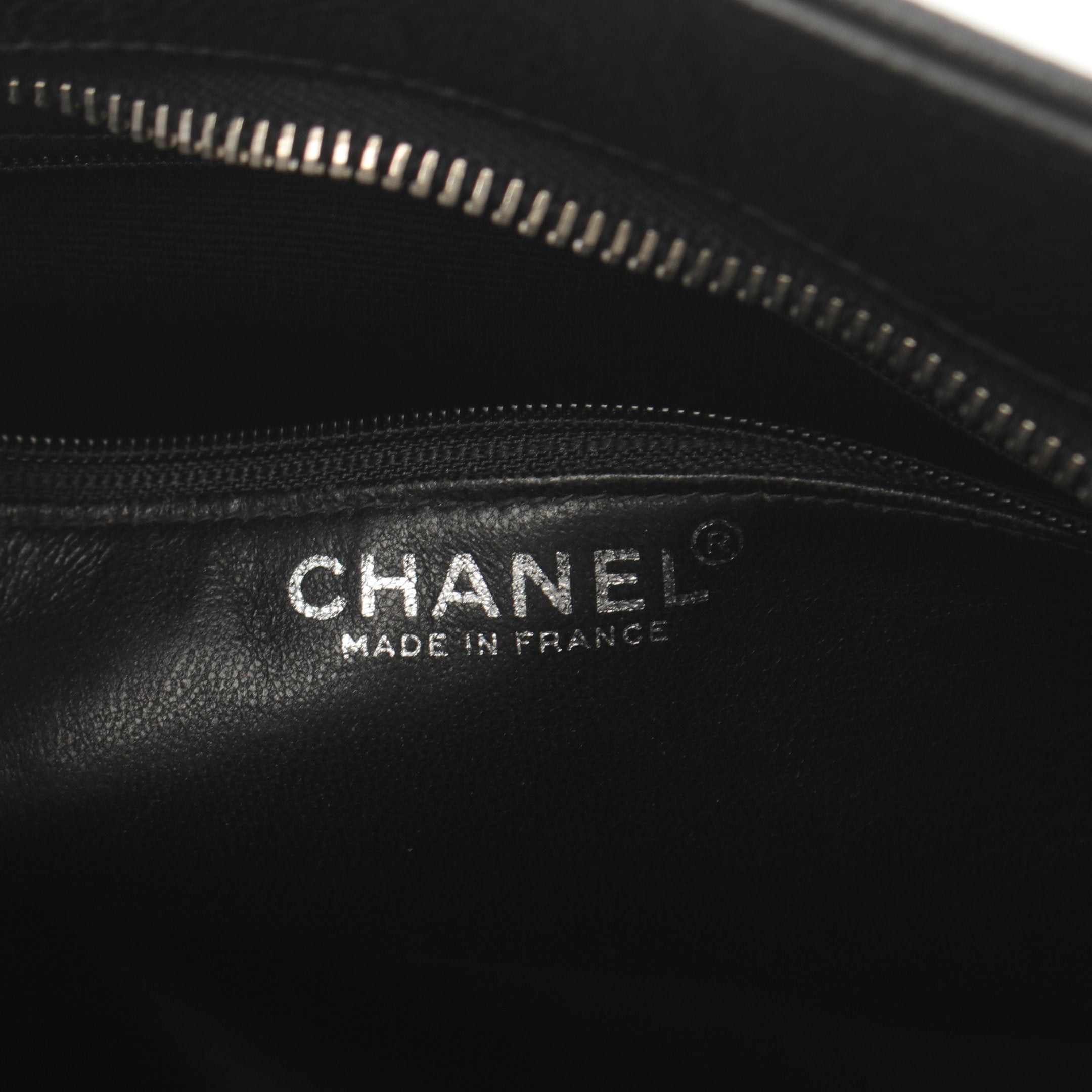 Chanel Chanel Reissue Tote Handbag Bag Caviar Skin Black Silver Hardware Size ONE SIZE - 4 Thumbnail