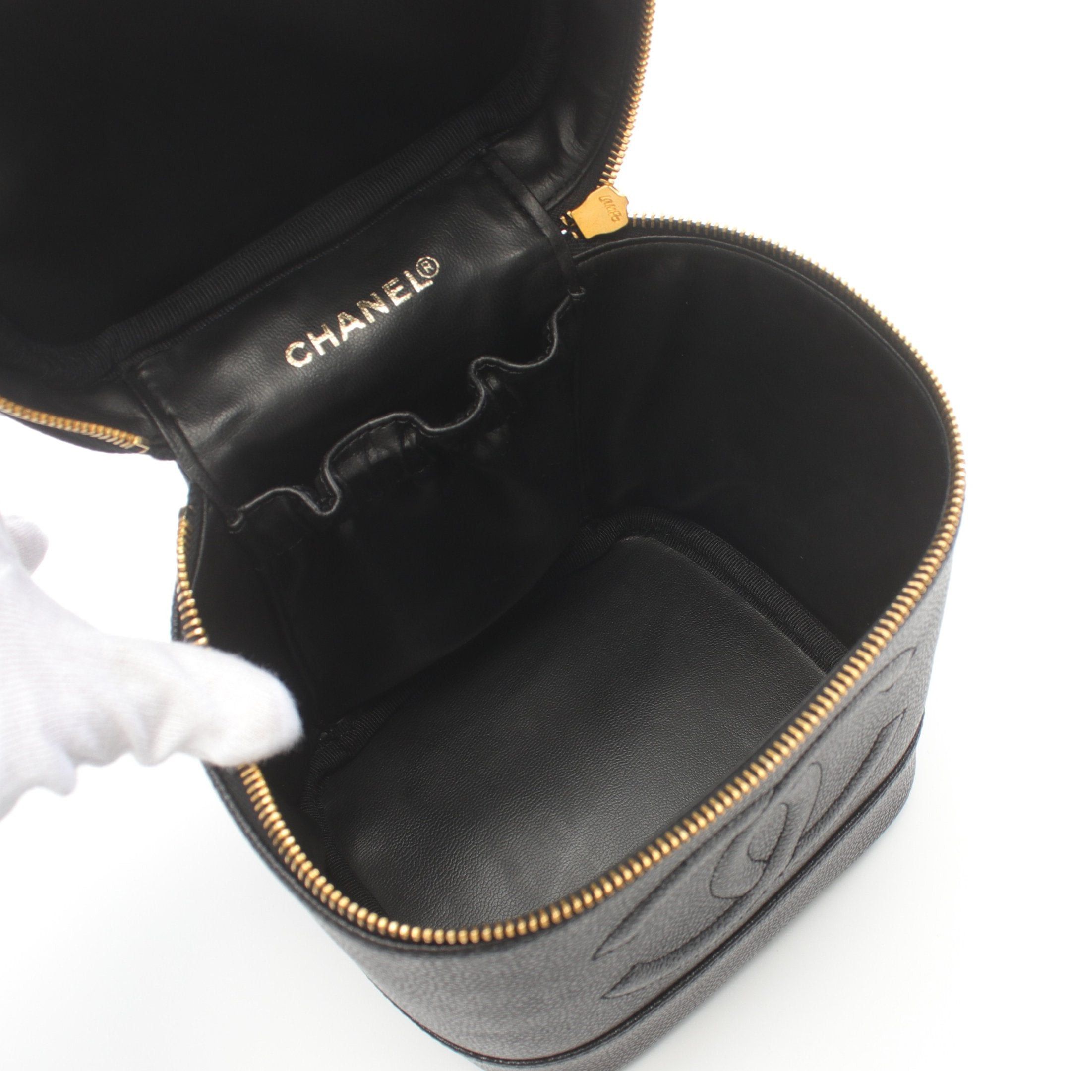 Chanel Chanel Coco Mark Handbag Vanity Bag Caviar Skin Black Gold Hardware Size ONE SIZE - 3 Thumbnail