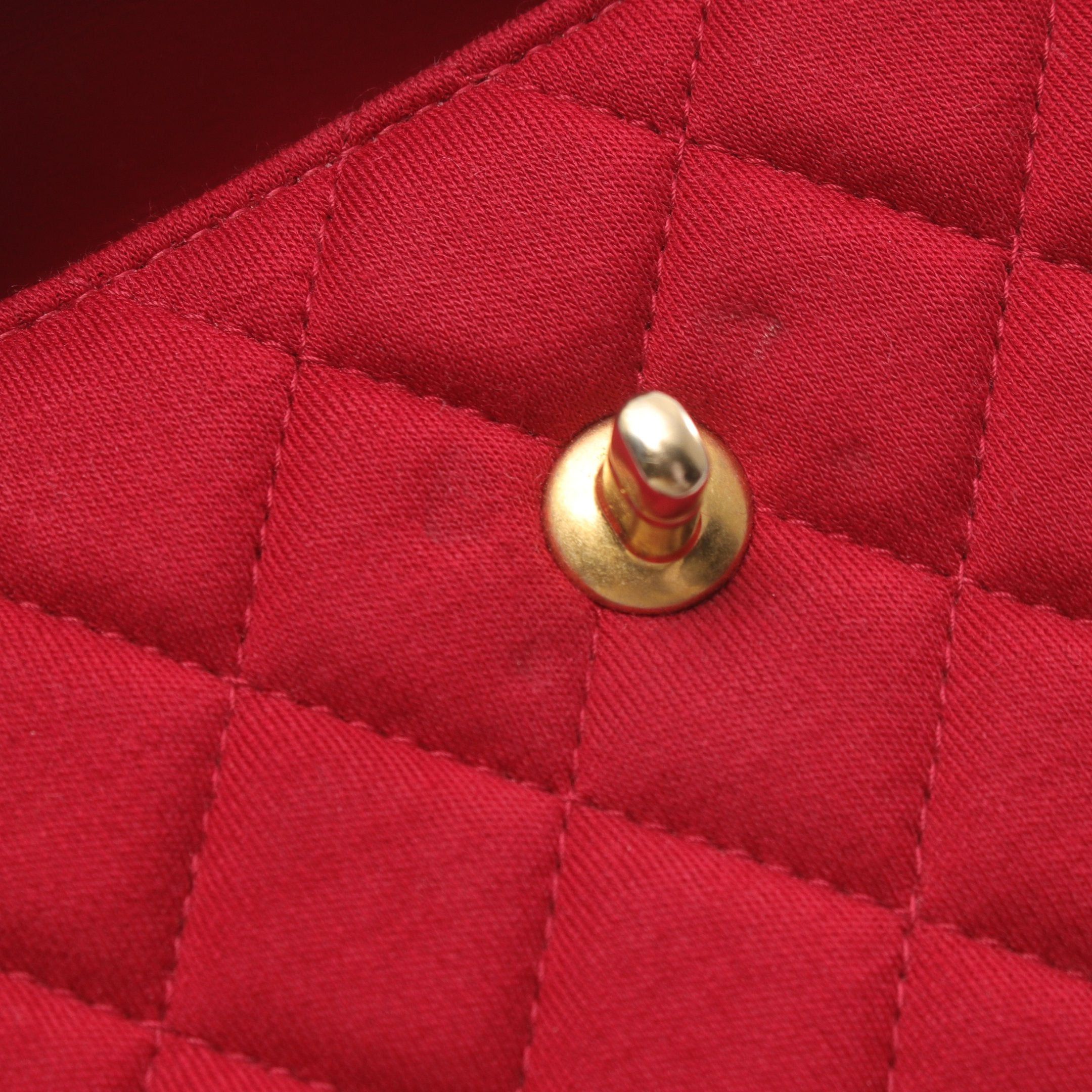 Chanel Chanel Matelasse Handbag Canvas Red Gold Hardware Size ONE SIZE - 7 Thumbnail