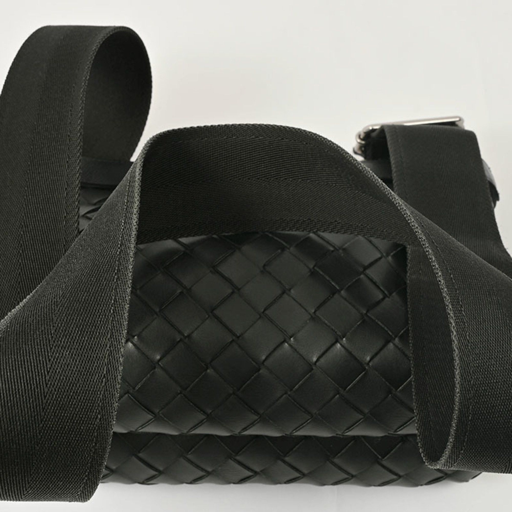 Bottega Veneta Bottega Veneta Intrecciato Duo Bag Shoulder Black 651938 Men's Clutch BOTTEGA VENETA Size ONE SIZE - 5 Thumbnail